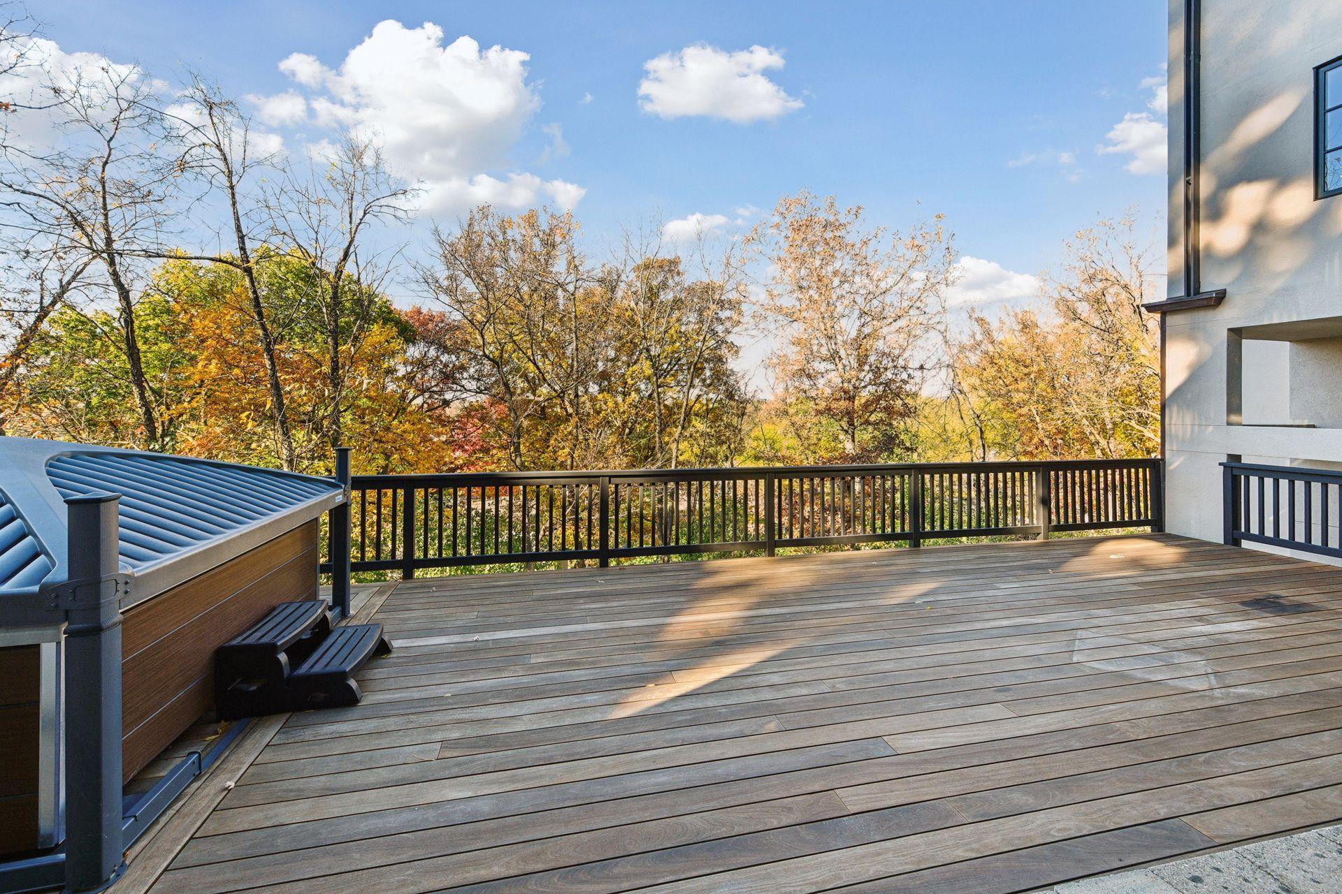 12 Overholt Pass Property Photo 75