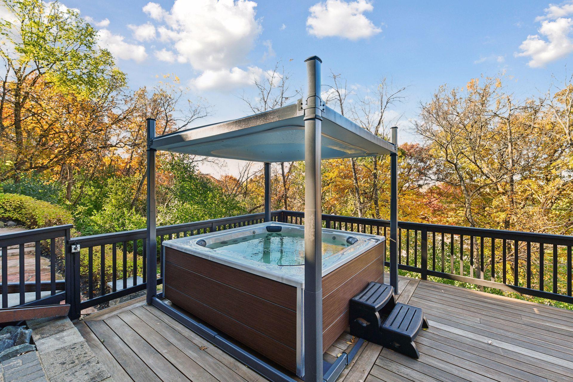 12 Overholt Pass Property Photo 76