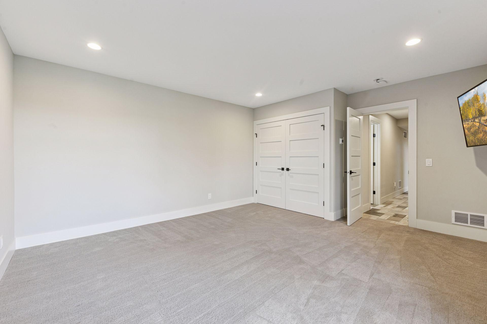 12 Overholt Pass Property Photo 87