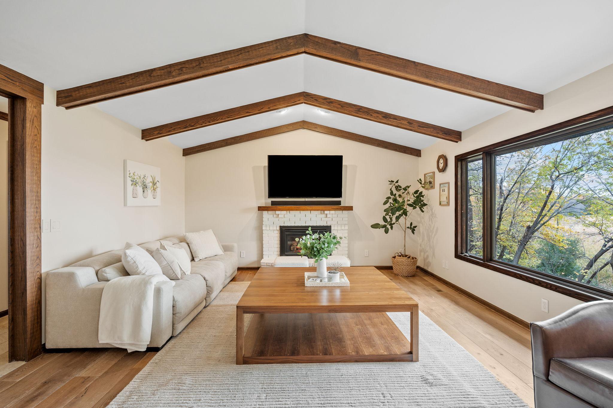 8739 Bentwood Drive Property Photo 12