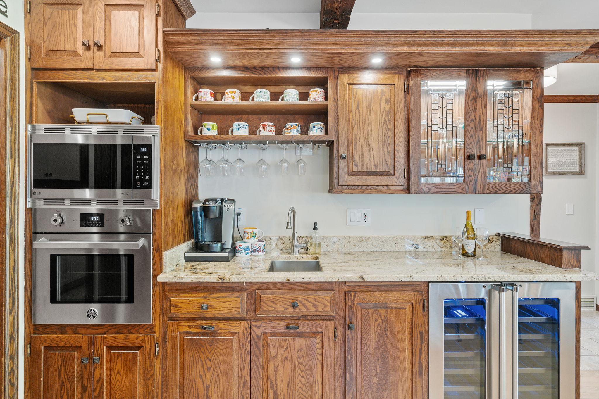 8739 Bentwood Drive Property Photo 30