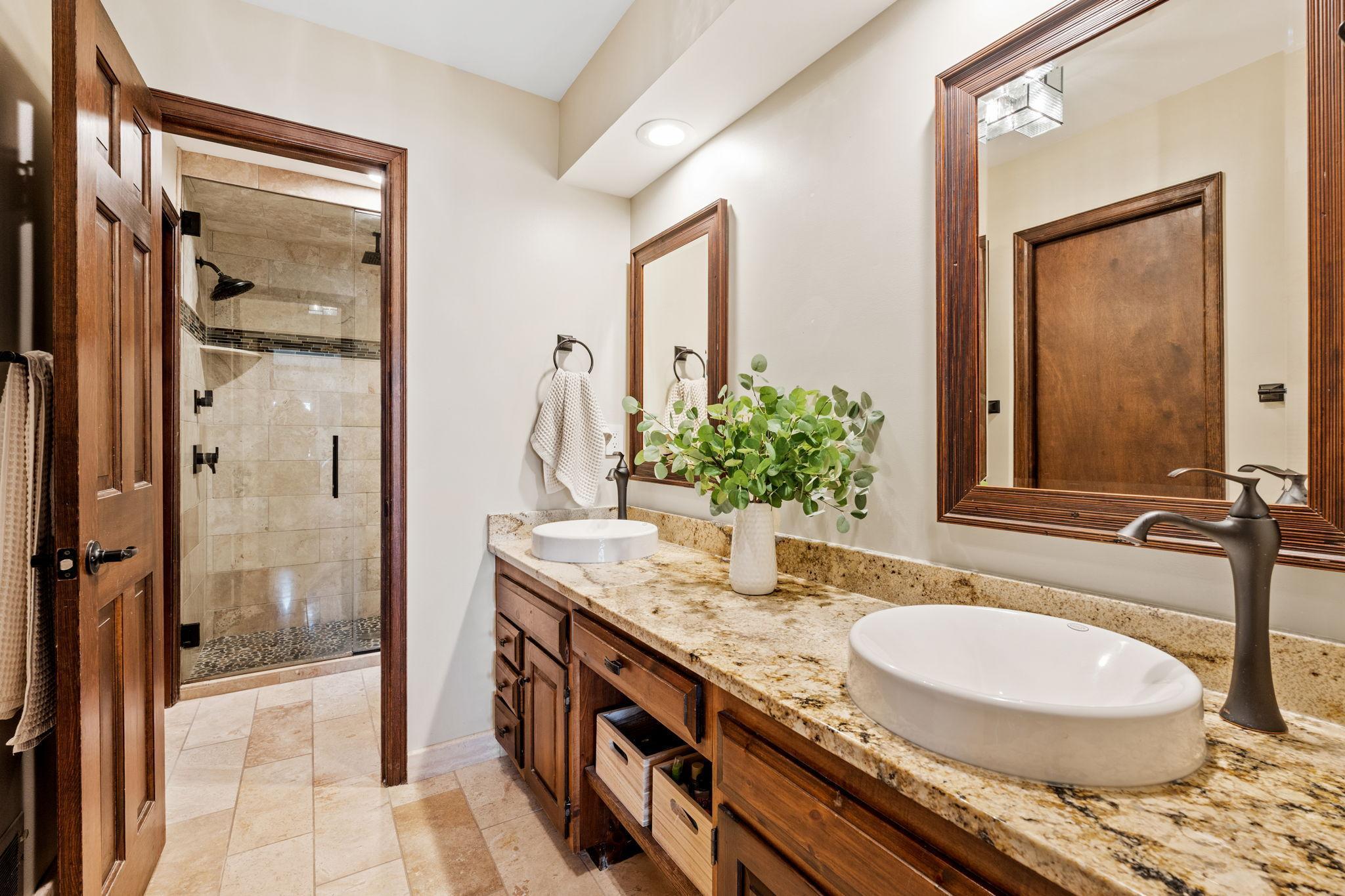 8739 Bentwood Drive Property Photo 41