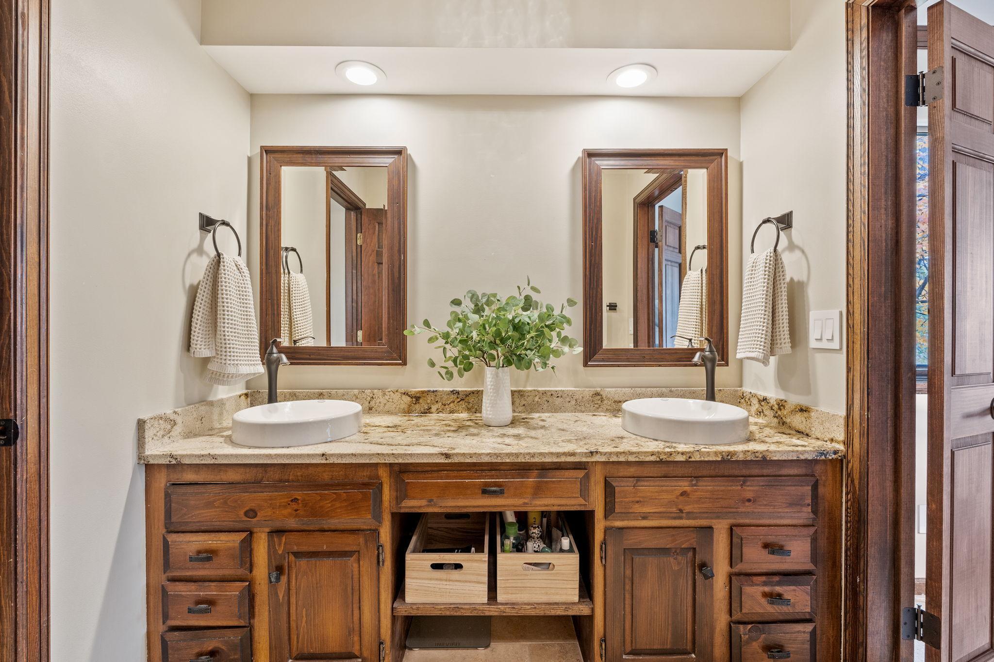 8739 Bentwood Drive Property Photo 42