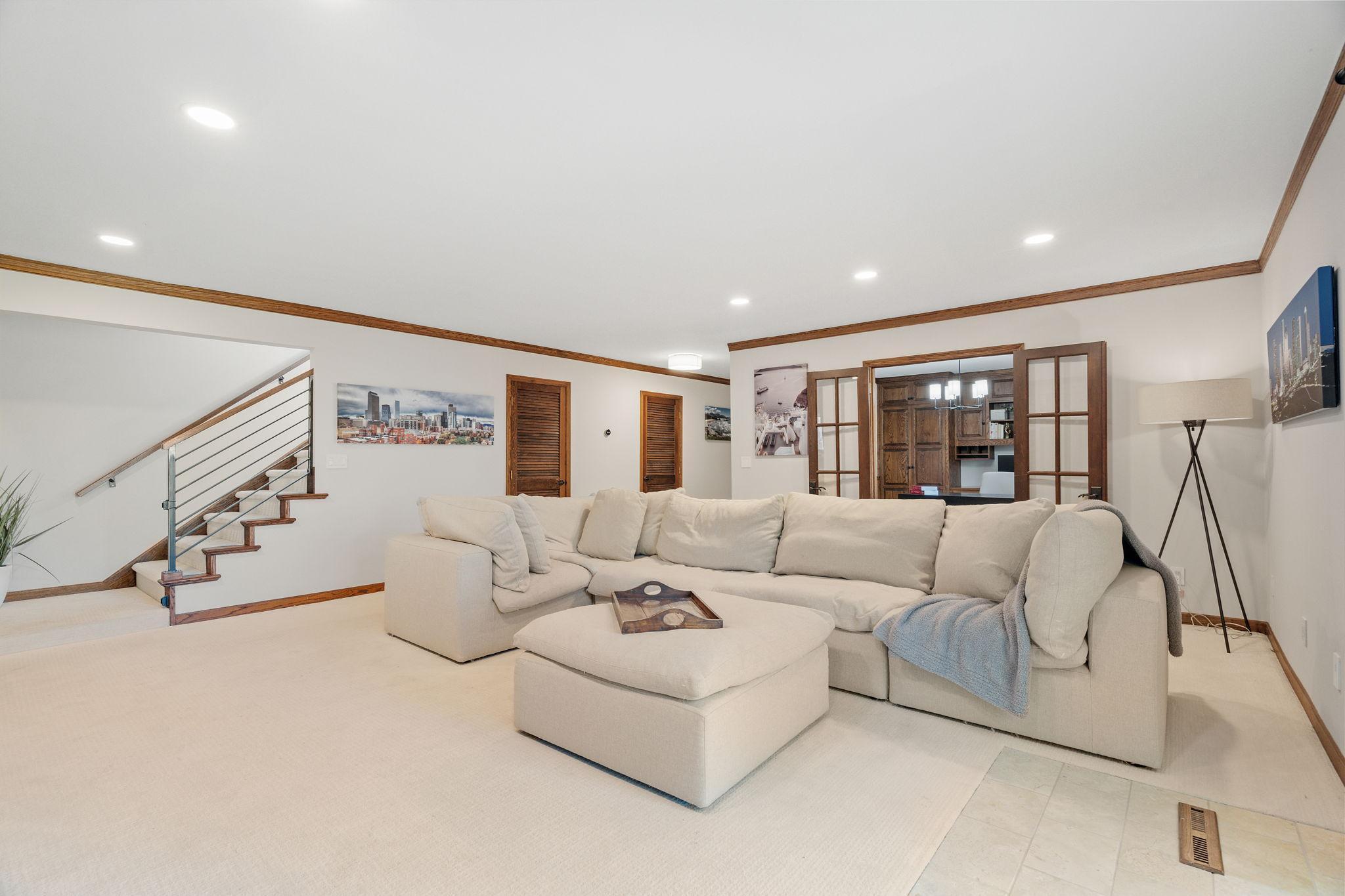 8739 Bentwood Drive Property Photo 46