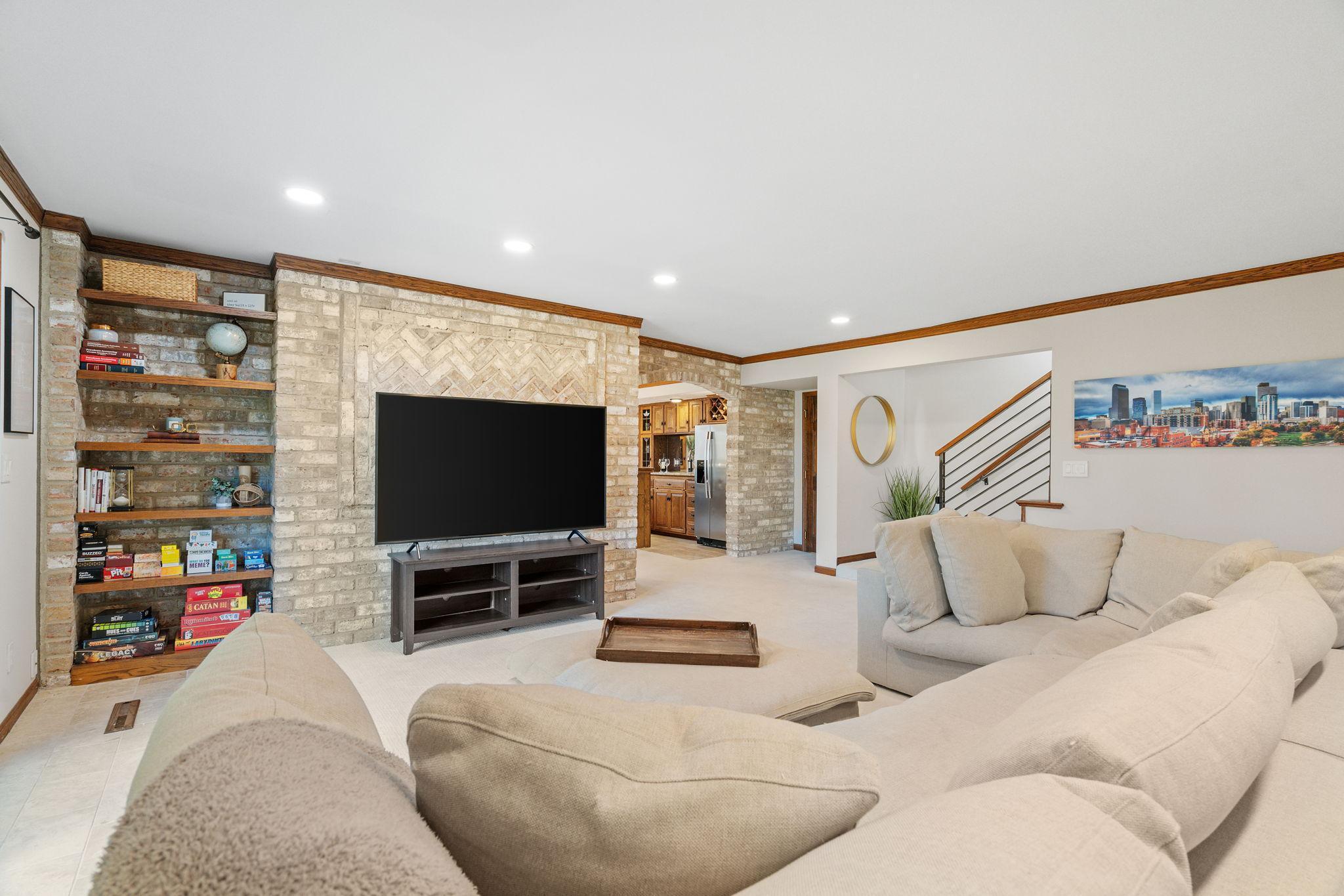 8739 Bentwood Drive Property Photo 47