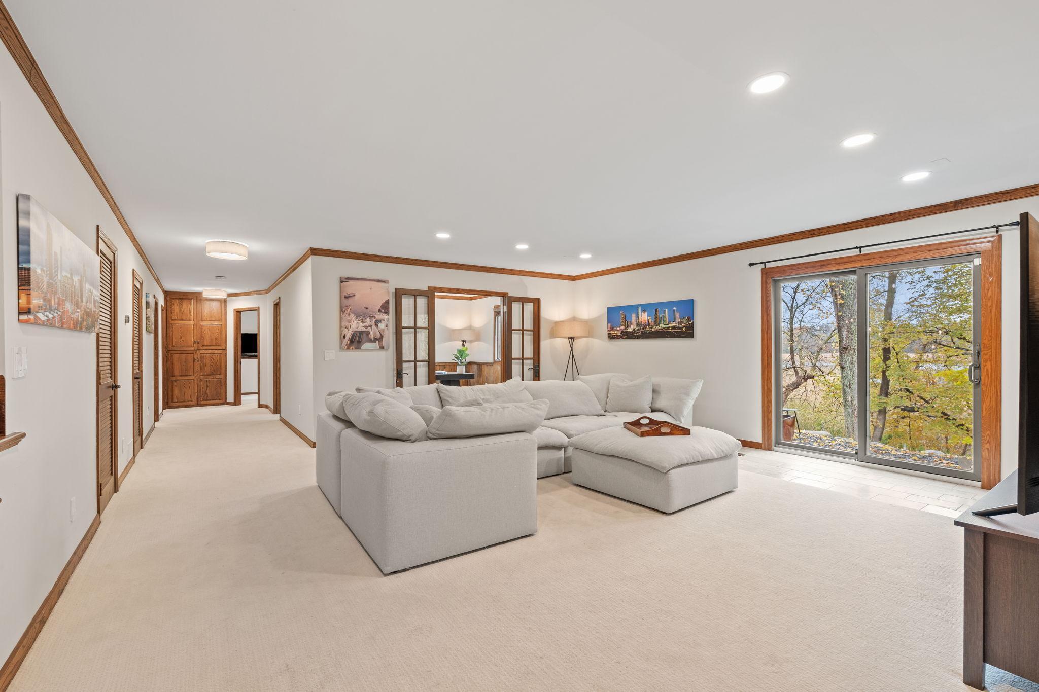 8739 Bentwood Drive Property Photo 59