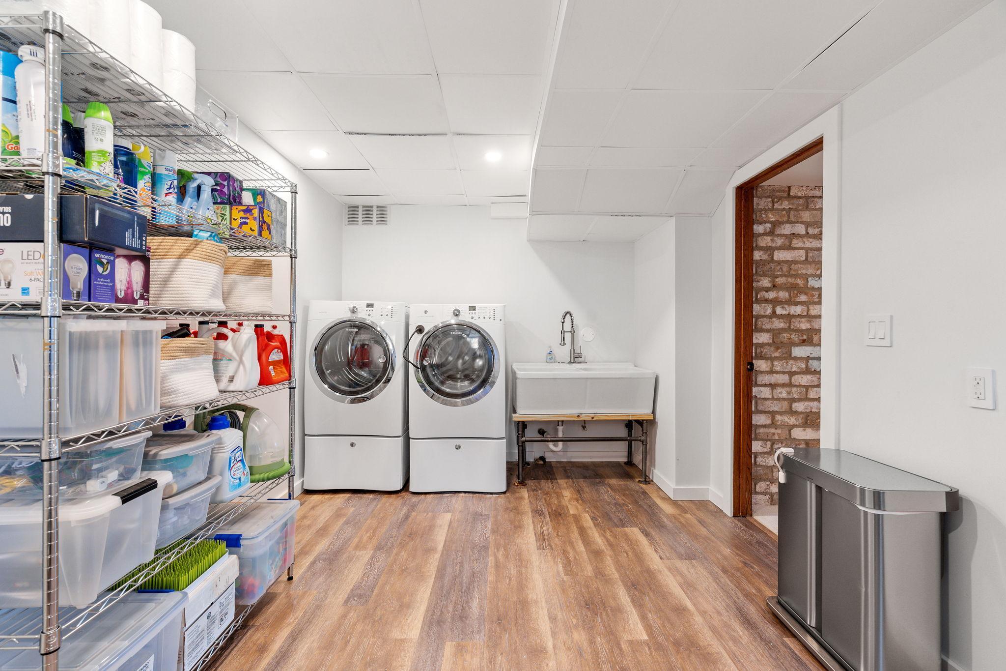 8739 Bentwood Drive Property Photo 68