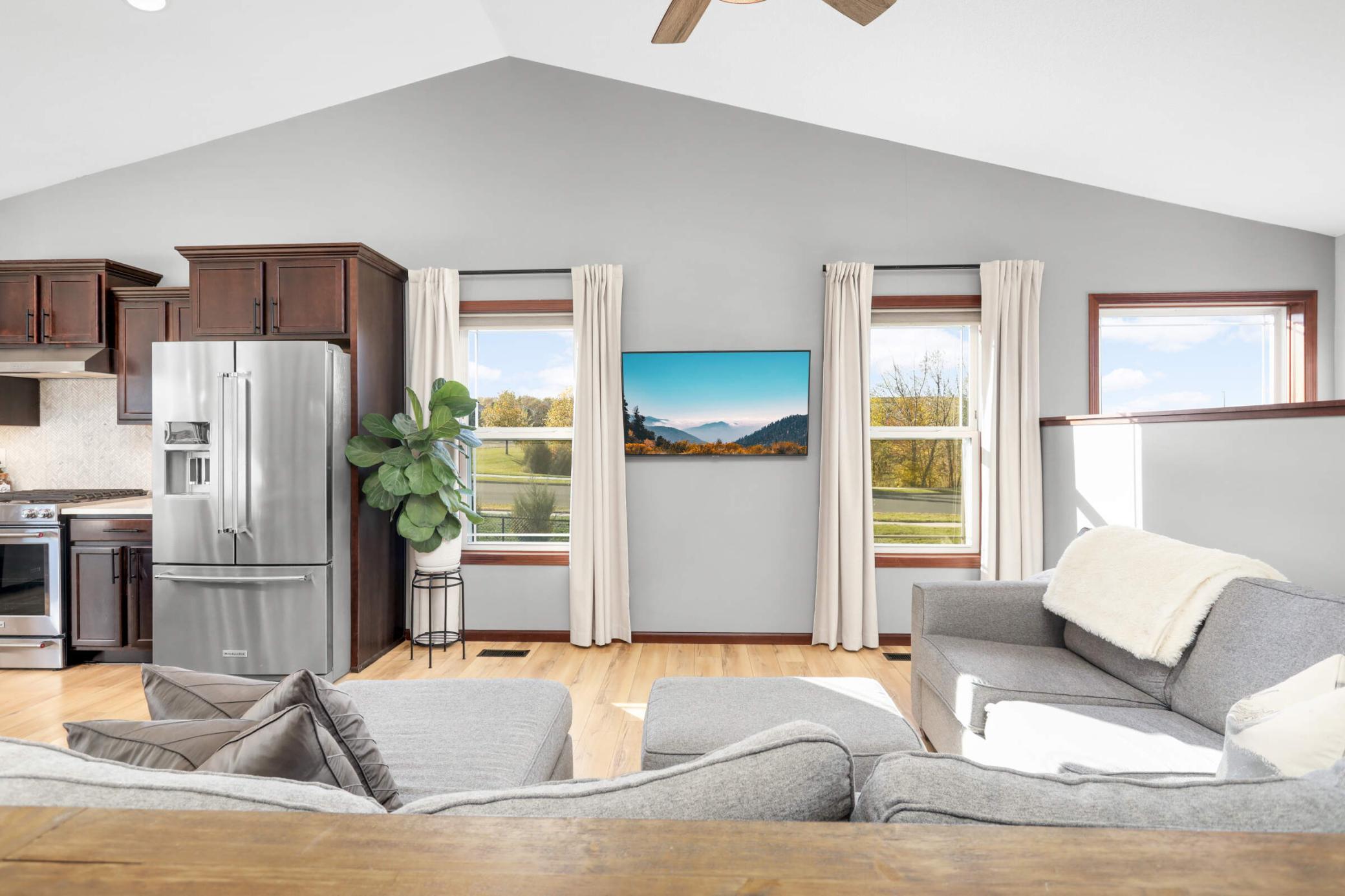 696 Jutland Avenue Property Photo 7