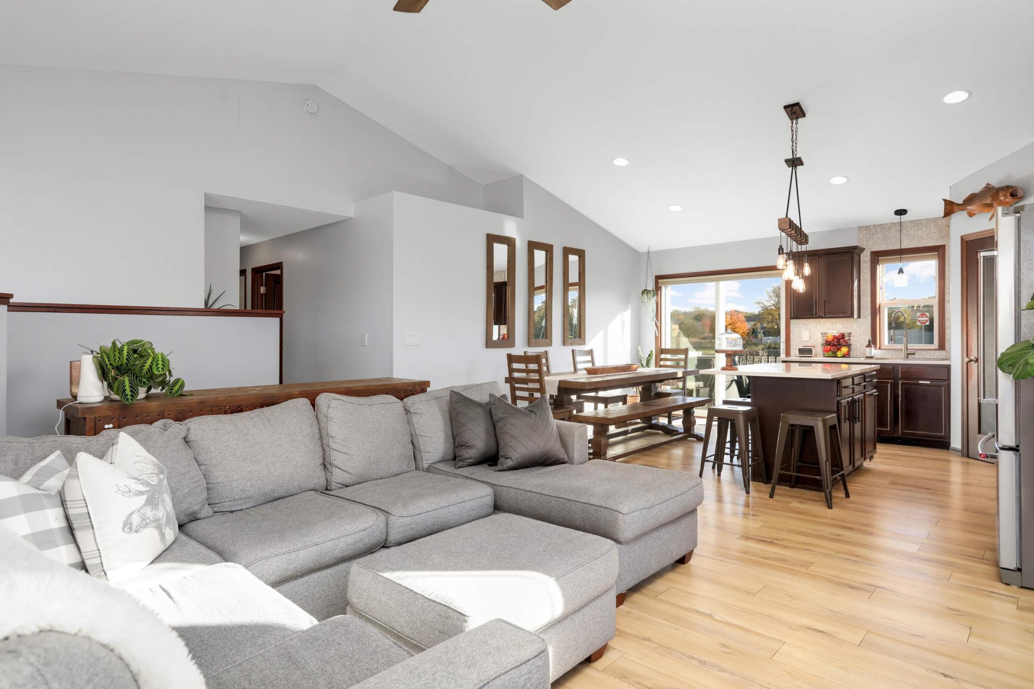 696 Jutland Avenue Property Photo 9