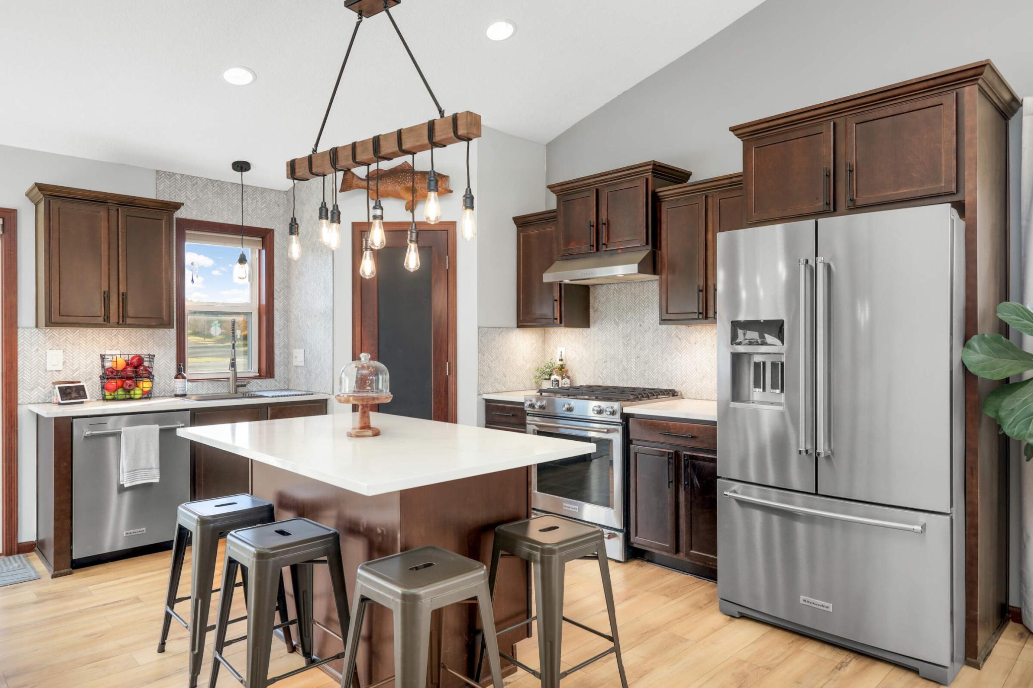 696 Jutland Avenue Property Photo 10