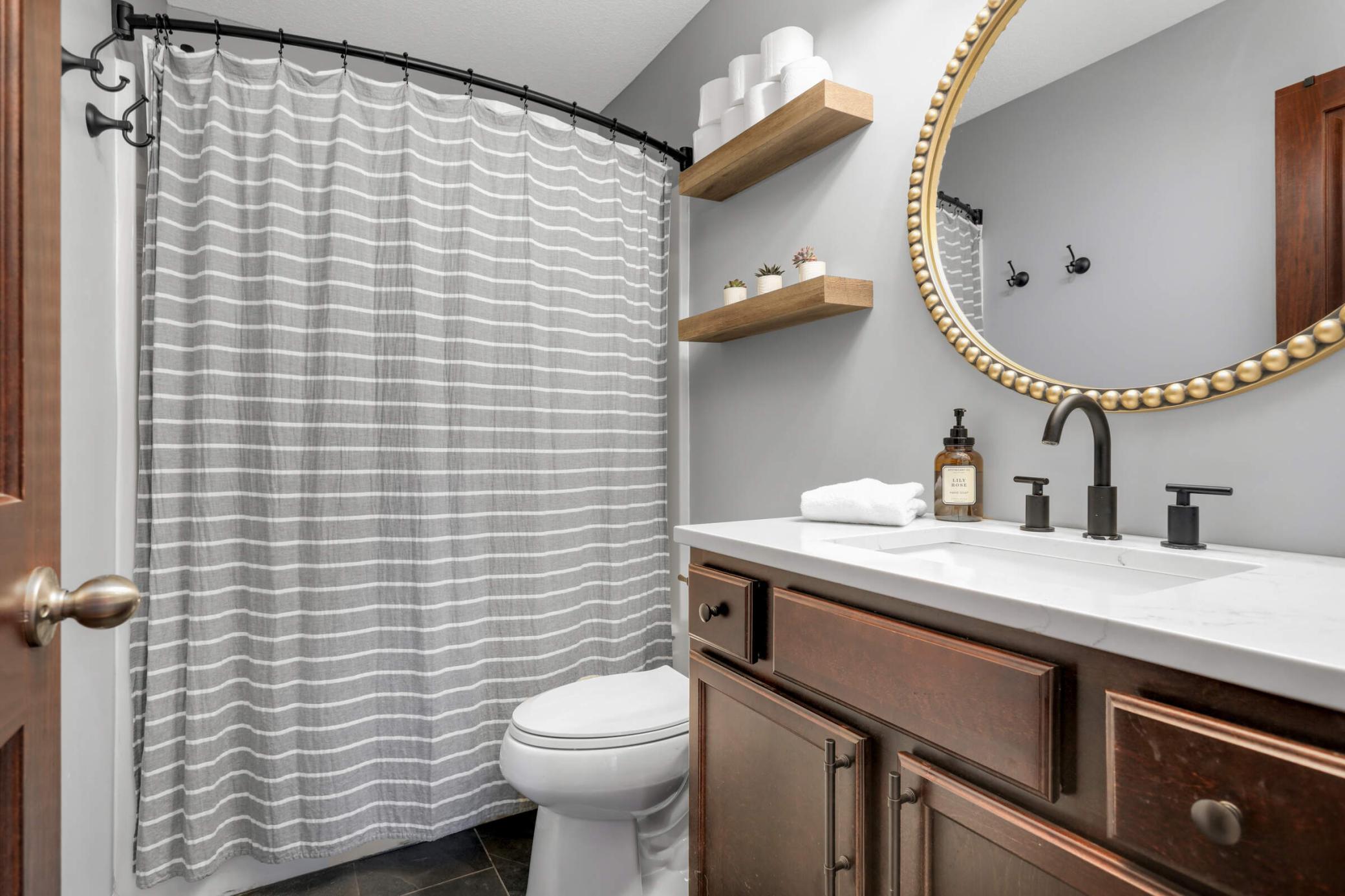 696 Jutland Avenue Property Photo 23