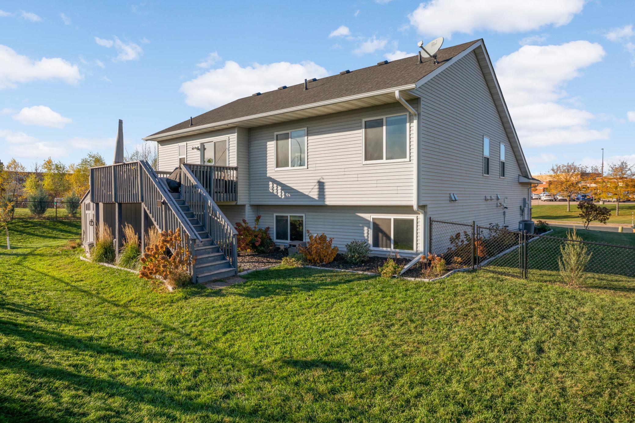 696 Jutland Avenue Property Photo 32