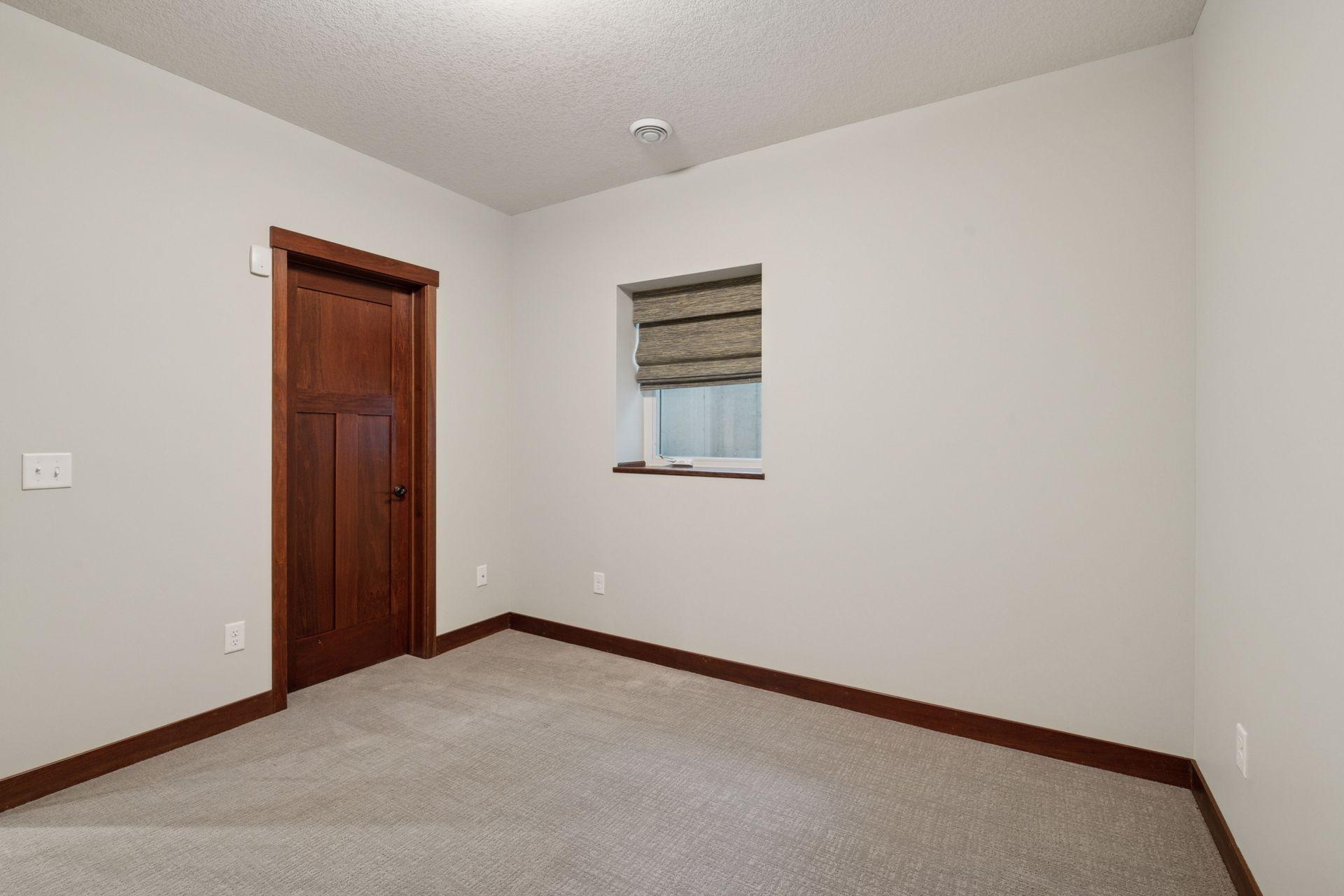 6000 Kellogg Avenue Property Photo 35