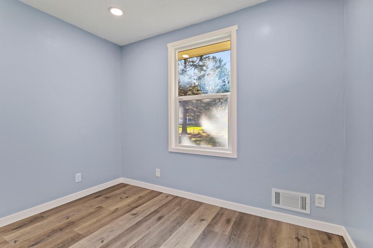 11927 Vintage Street Property Photo 8