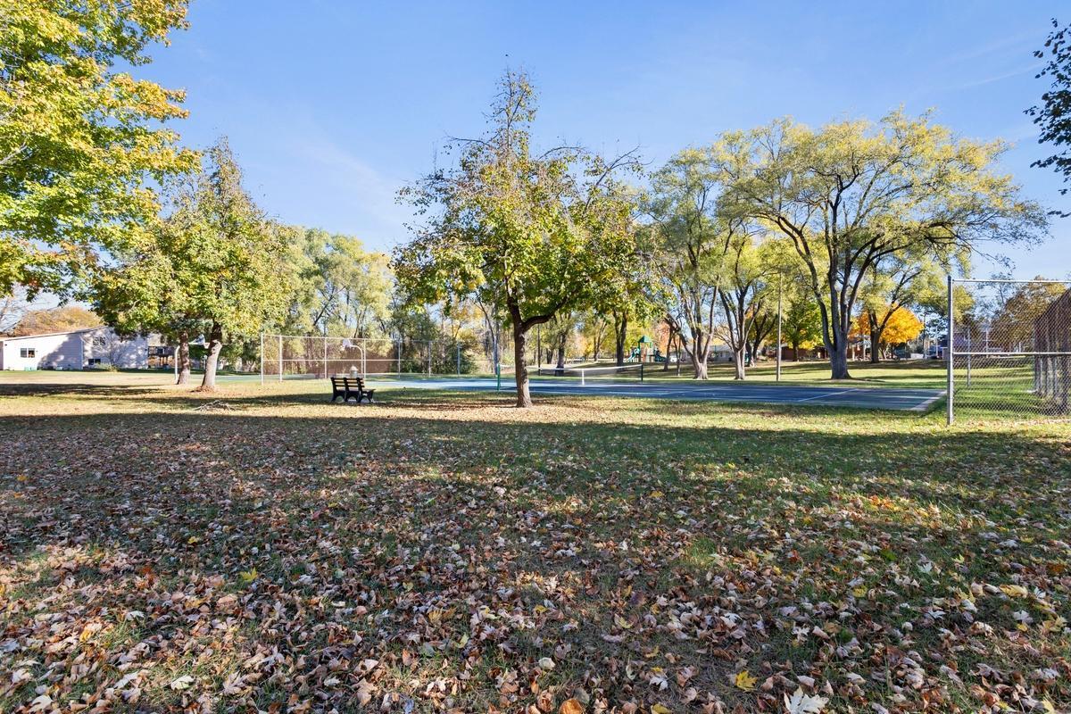 11927 Vintage Street Property Photo 10