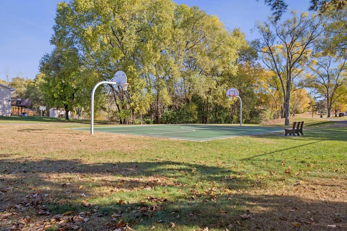 11927 Vintage Street Property Photo 11