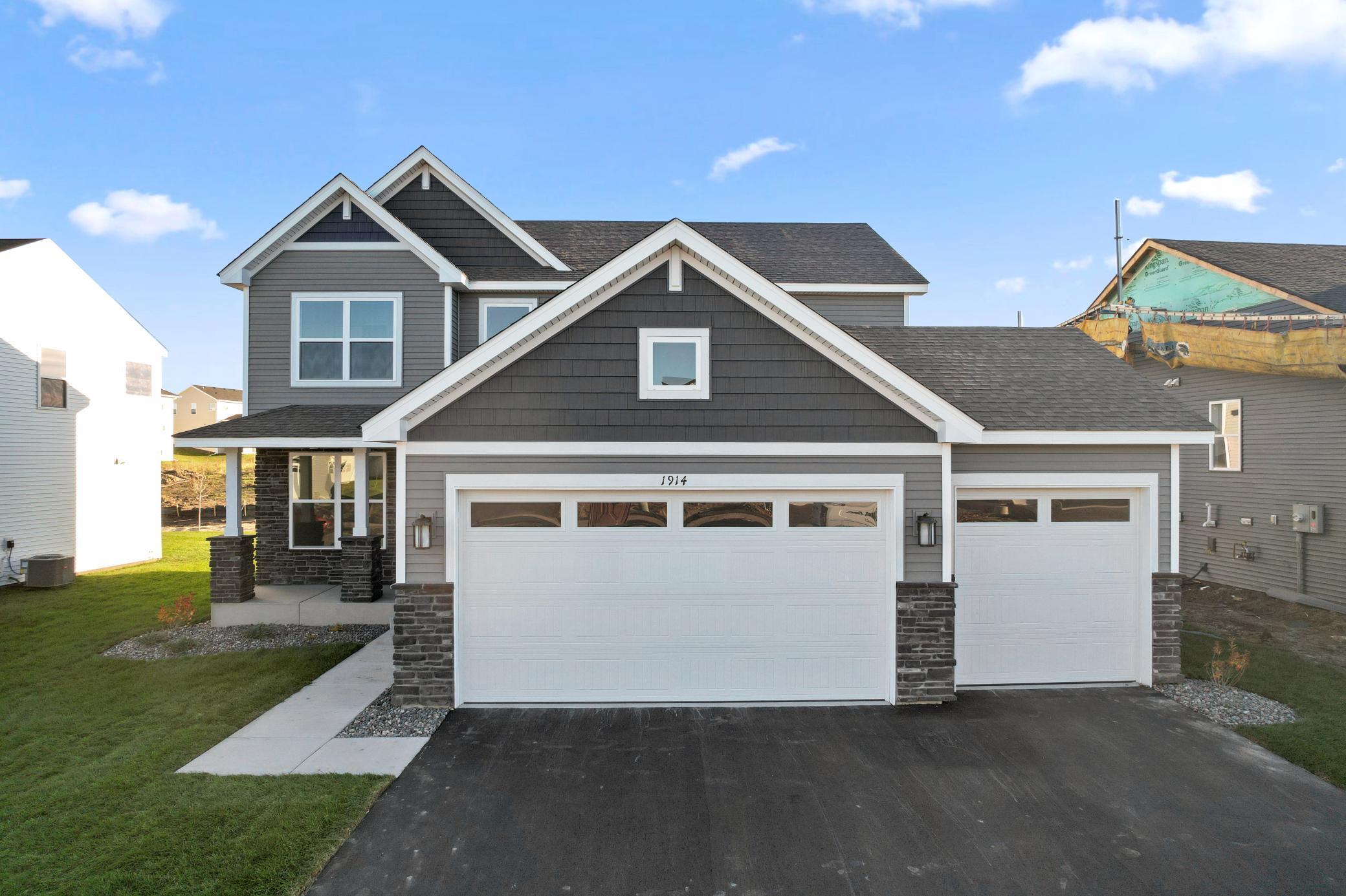 1914 Ironwood Drive Property Photo 2