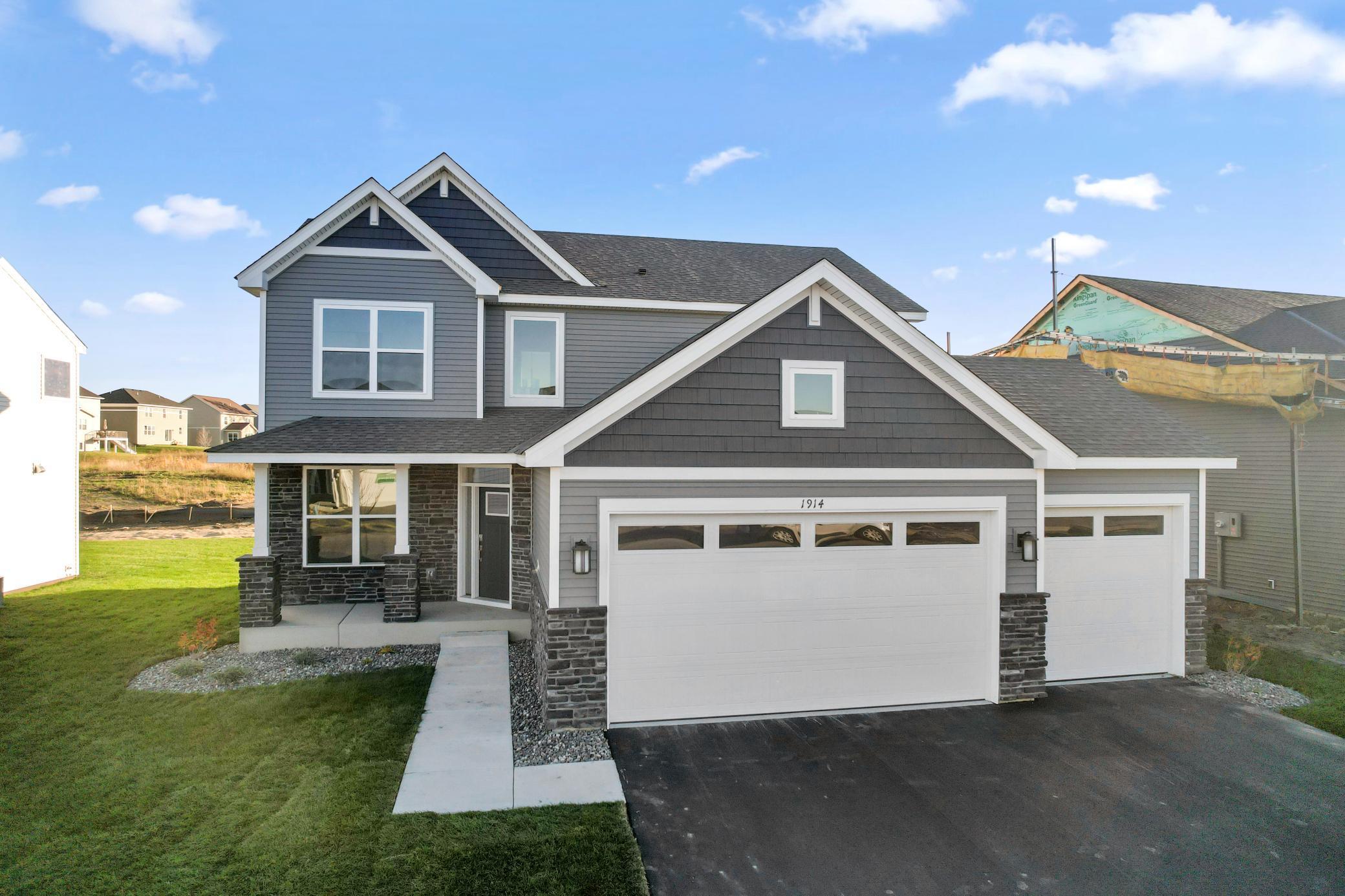 1914 Ironwood Drive Property Photo 3