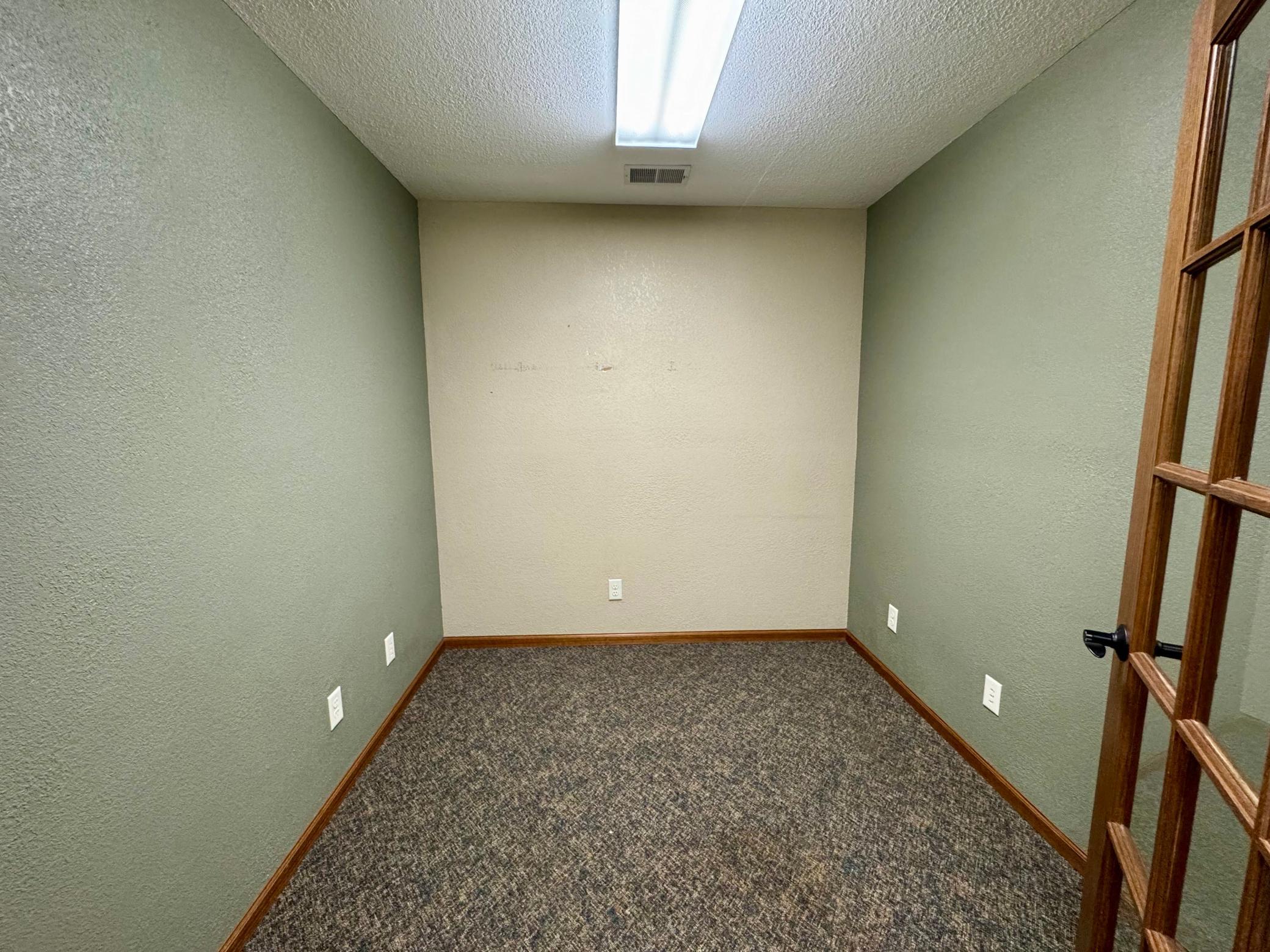19 Central Avenue S Property Photo 6