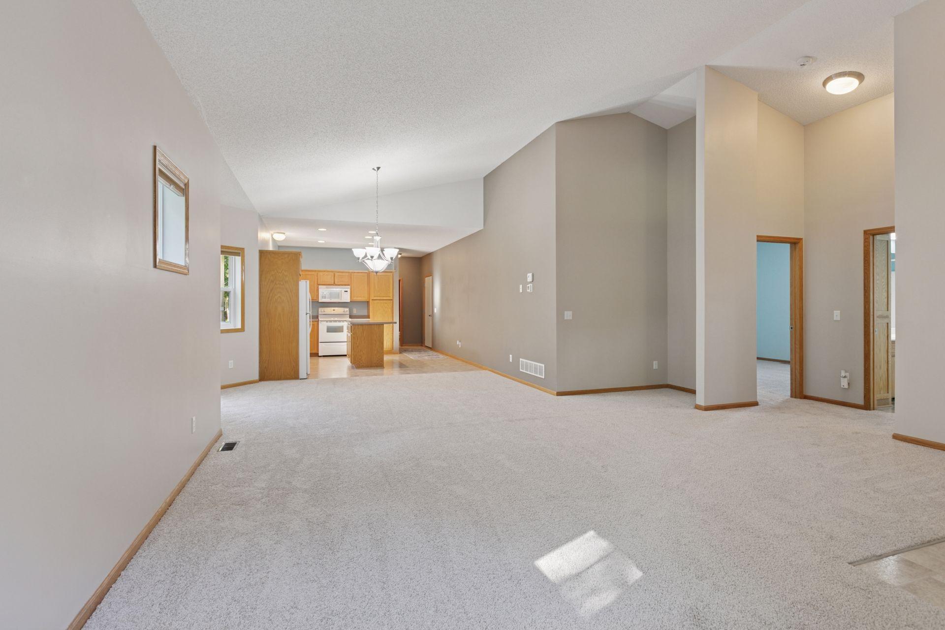 8576 Windsor Lane Property Photo 8