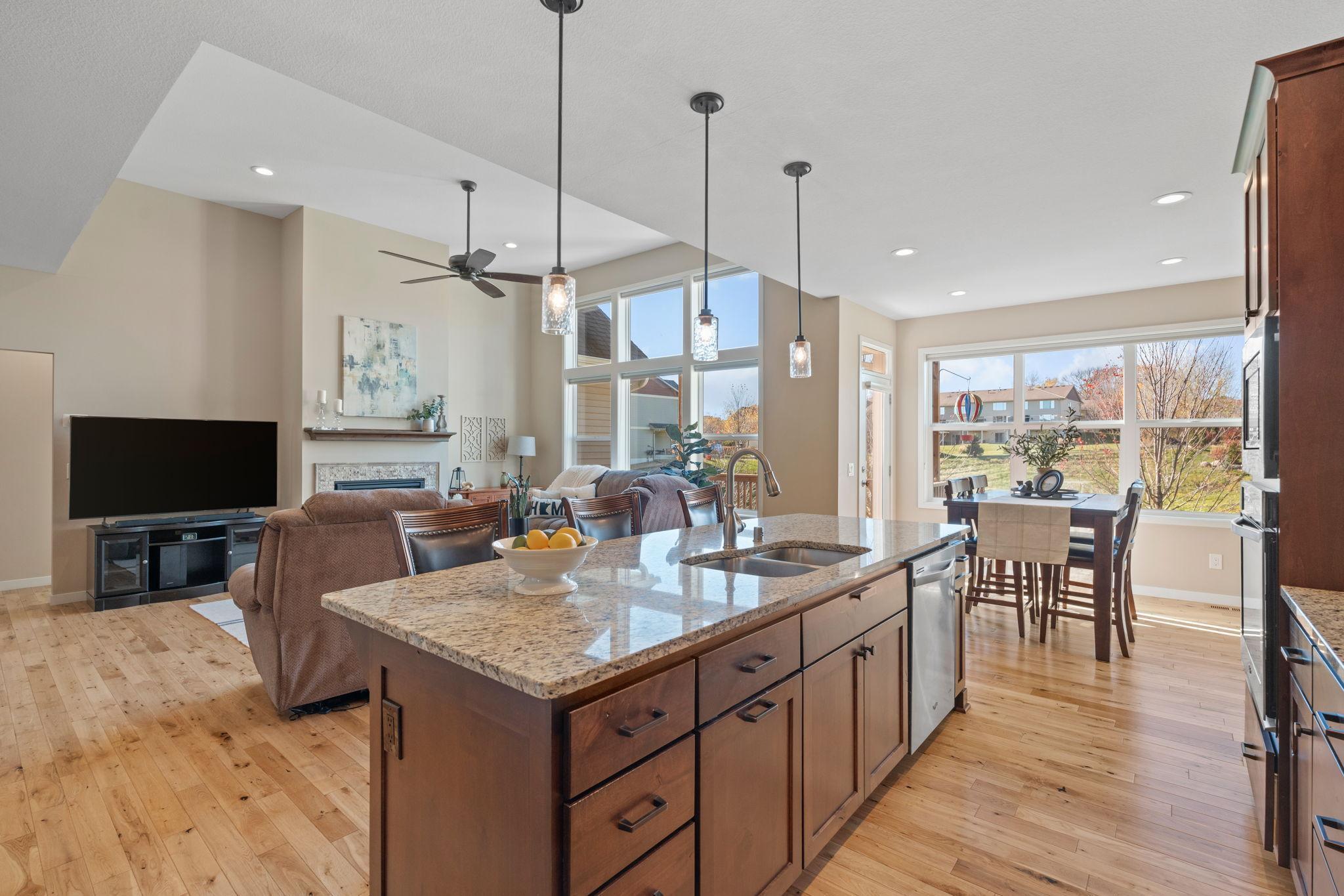 3623 Cove Point Circle Property Photo 6