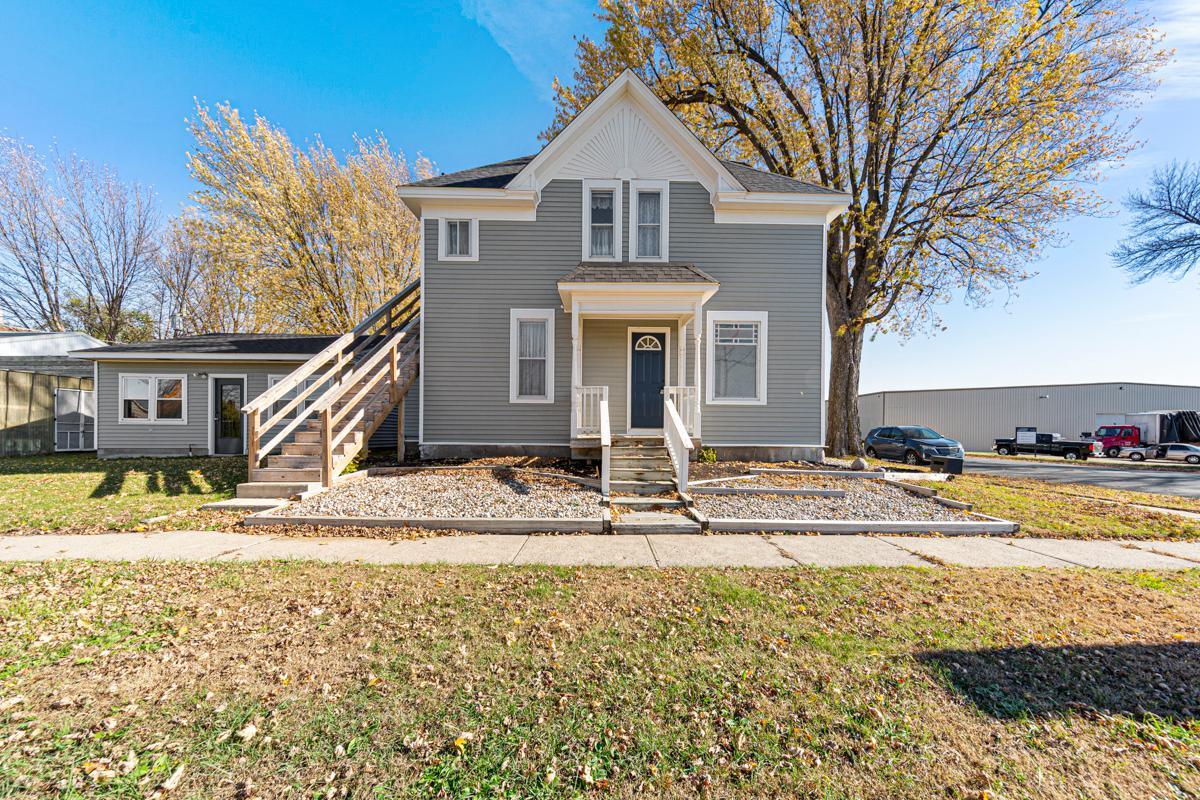 208 Mn-5 Property Photo 2