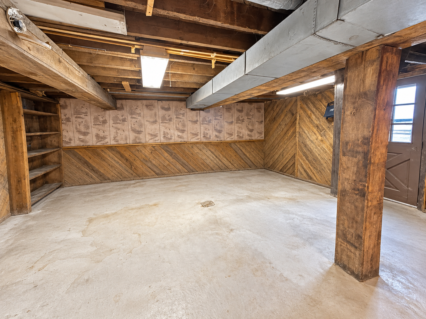 510 Maple Street W Property Photo 32