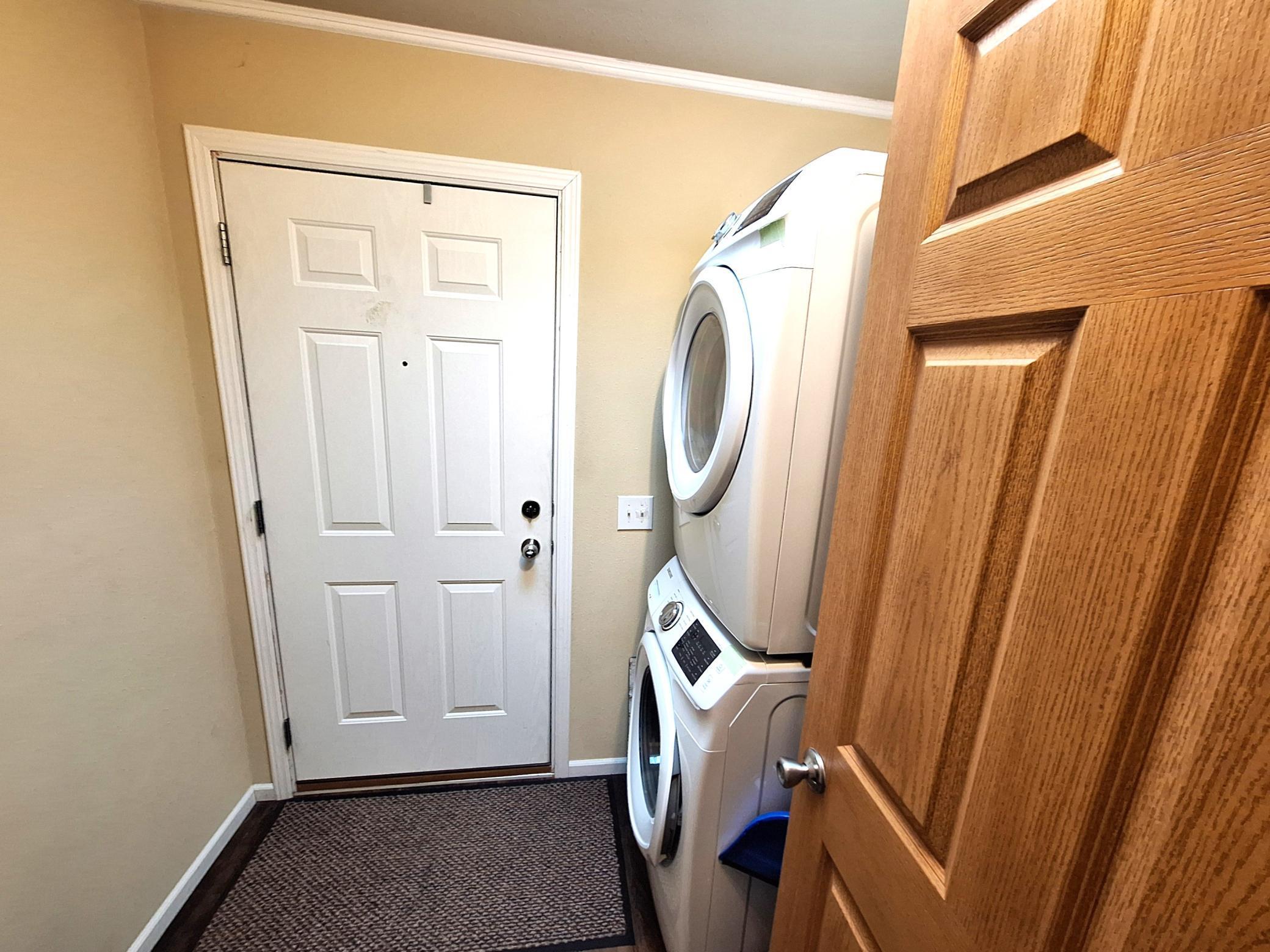 520 Main Avenue Property Photo 4