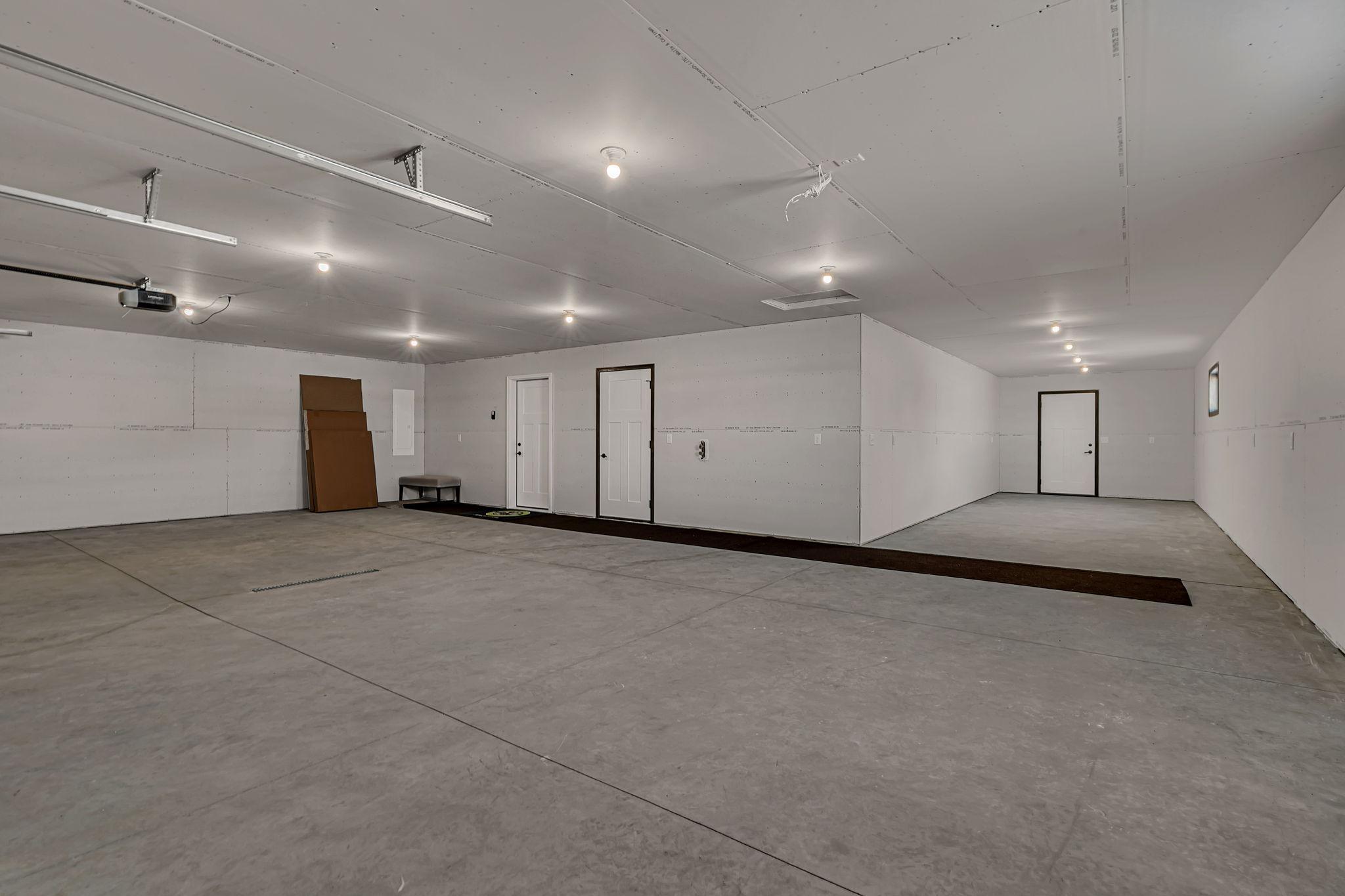 129 Highlands Boulevard Property Photo 3