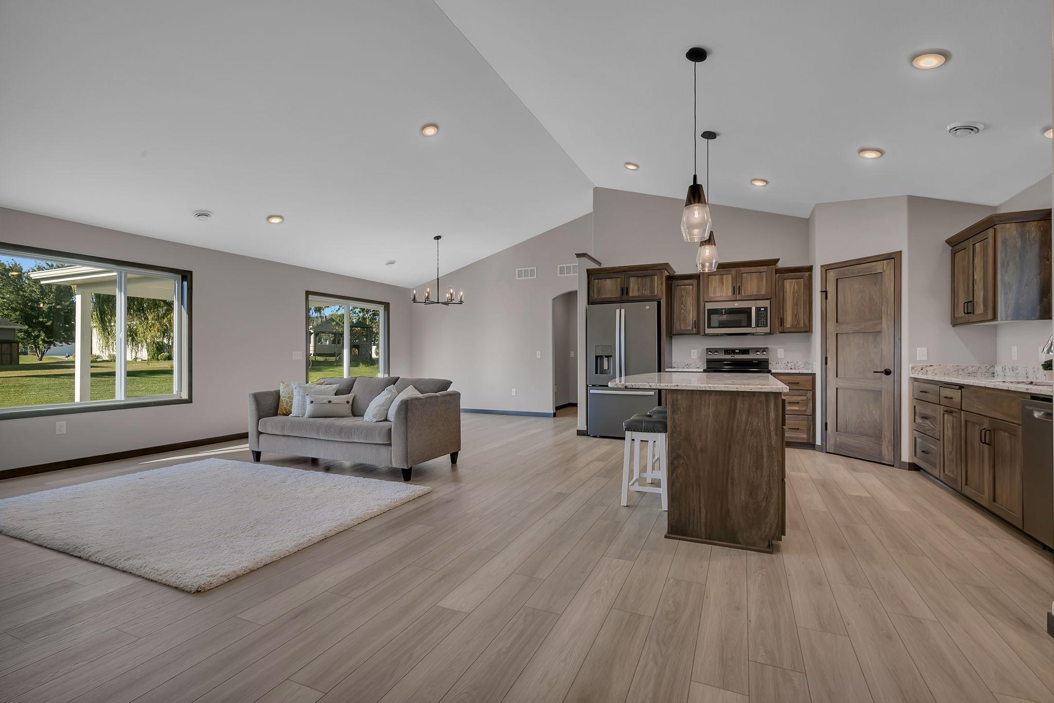 129 Highlands Boulevard Property Photo 4