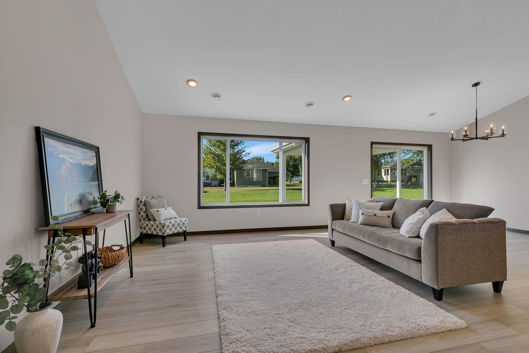 129 Highlands Boulevard Property Photo 6