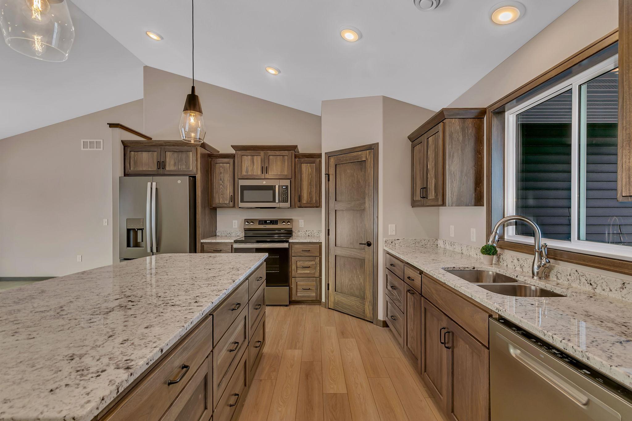 129 Highlands Boulevard Property Photo 7