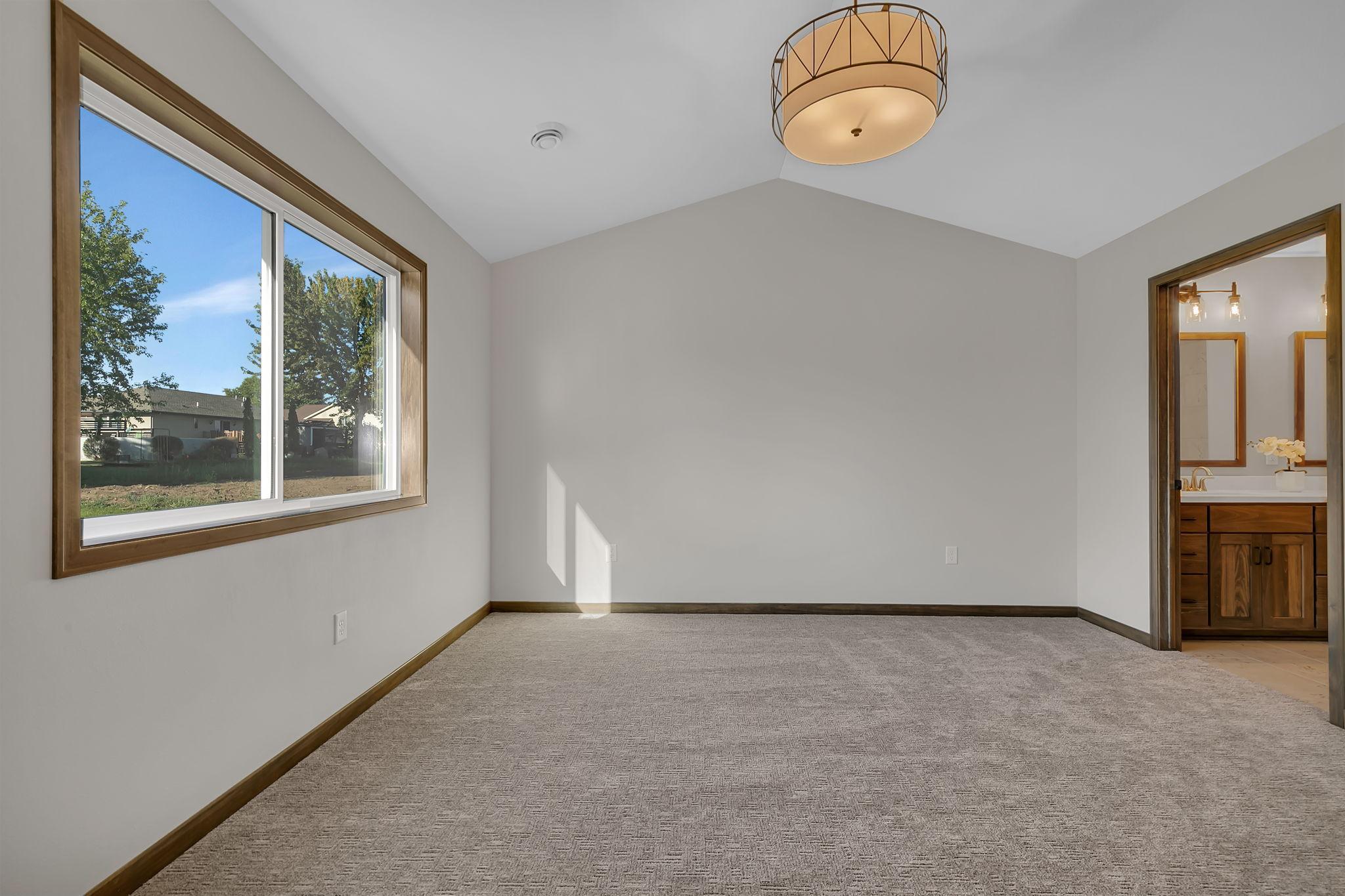 129 Highlands Boulevard Property Photo 9
