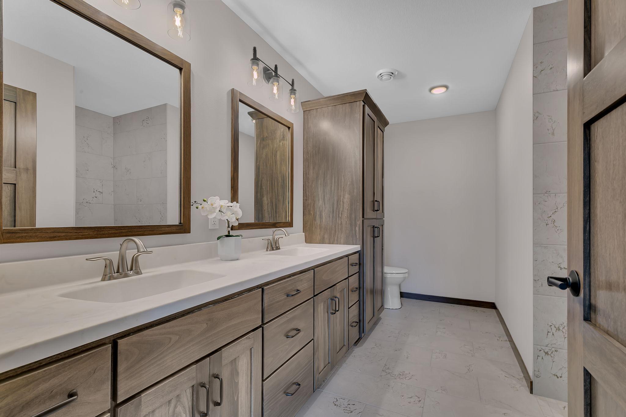 129 Highlands Boulevard Property Photo 11
