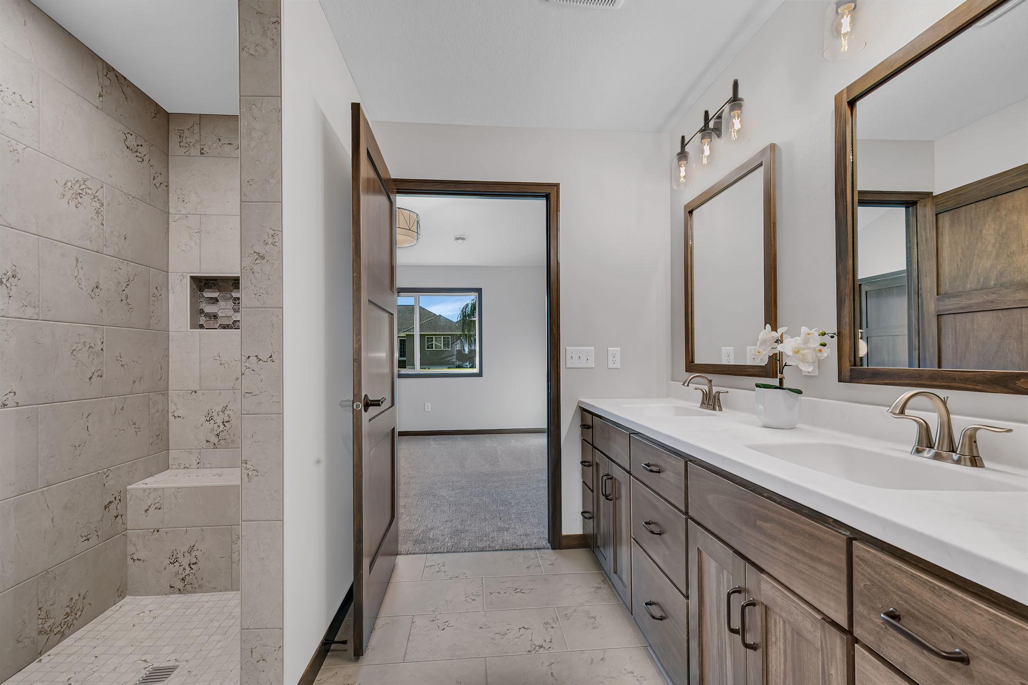 129 Highlands Boulevard Property Photo 12