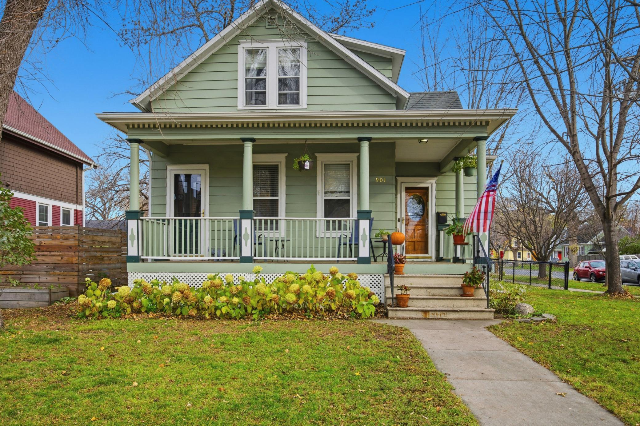 901 3rd Street Property Photo 1