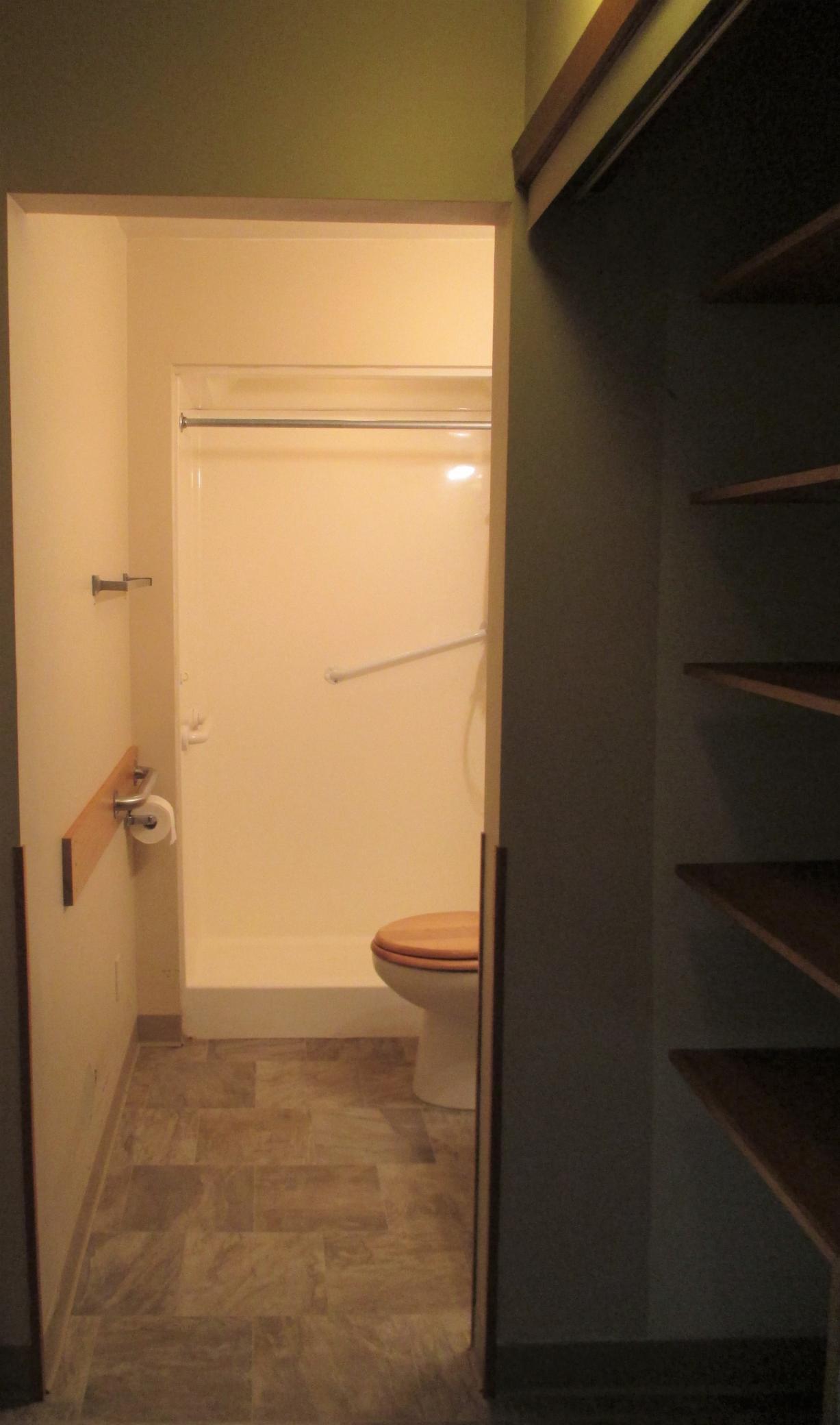 200 S 4th Street #1 Property Photo 4