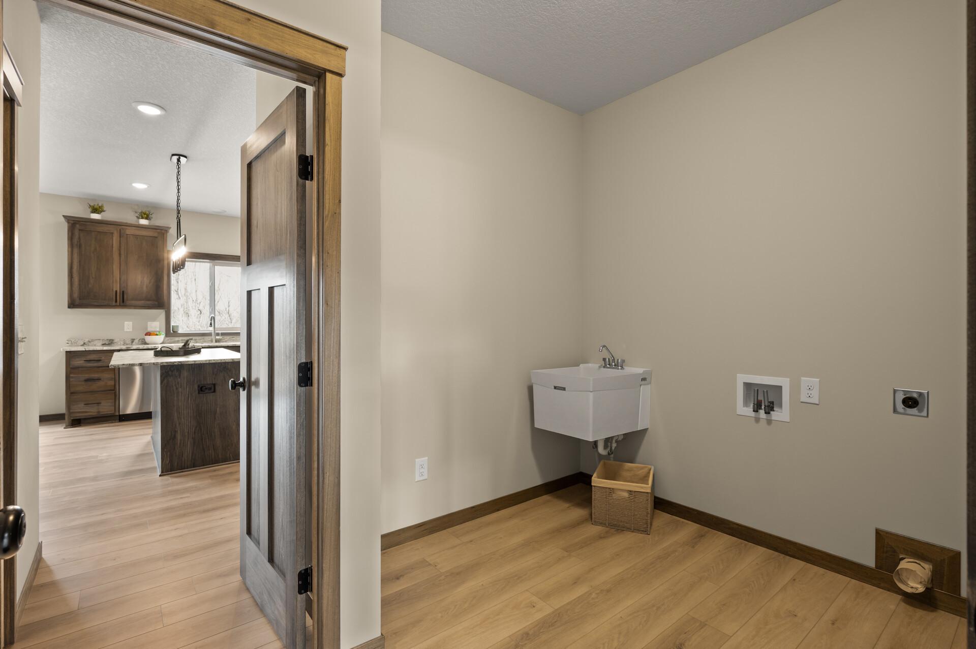 9951 14th Circle Ne Property Photo 16