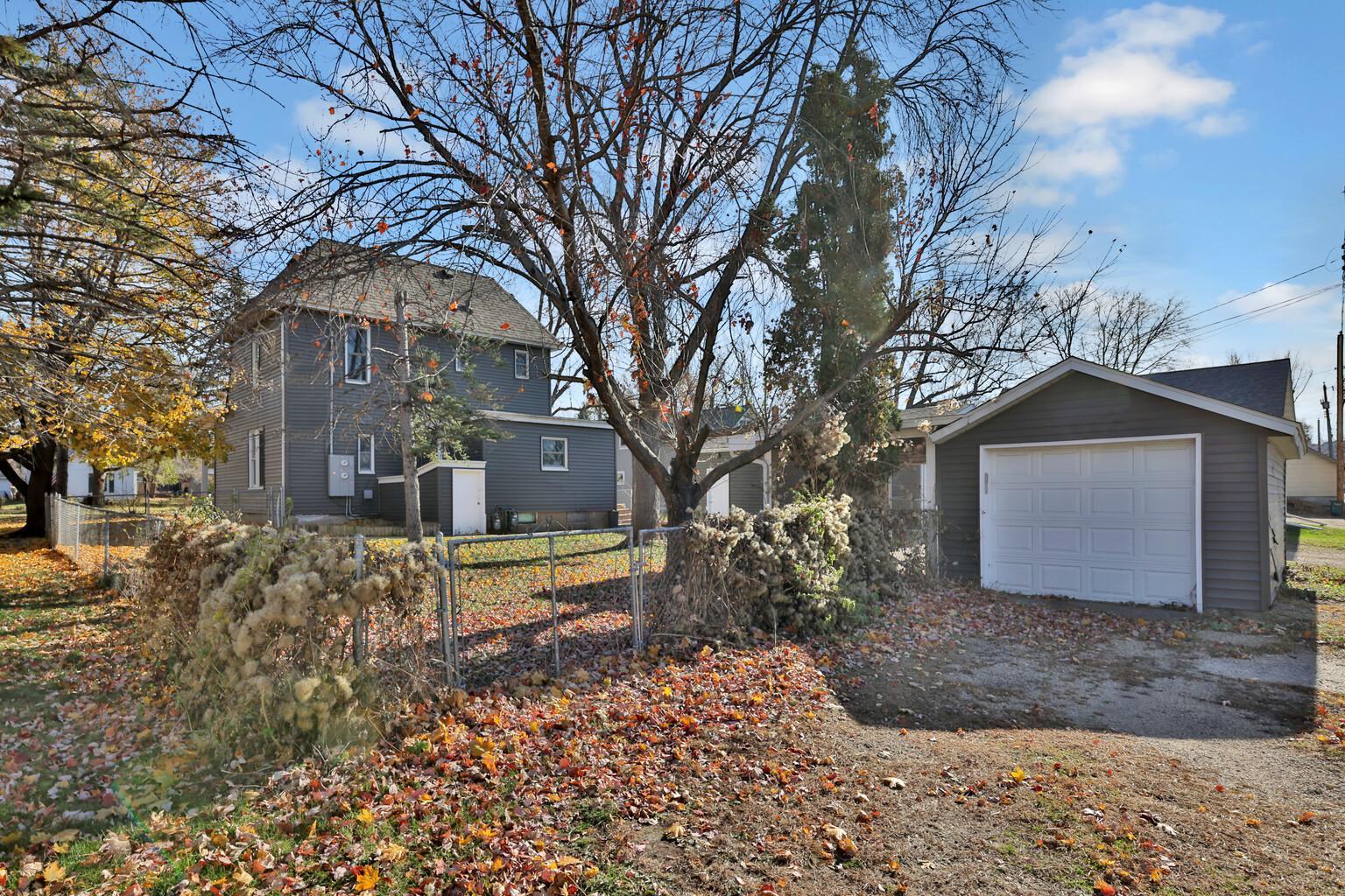 1233 7th Street Property Photo 9