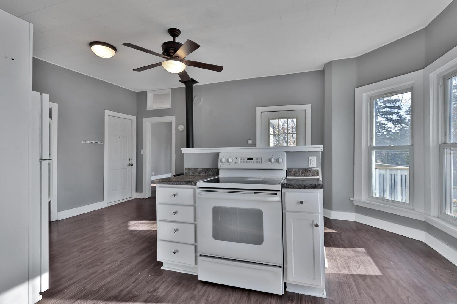 1233 7th Street Property Photo 38