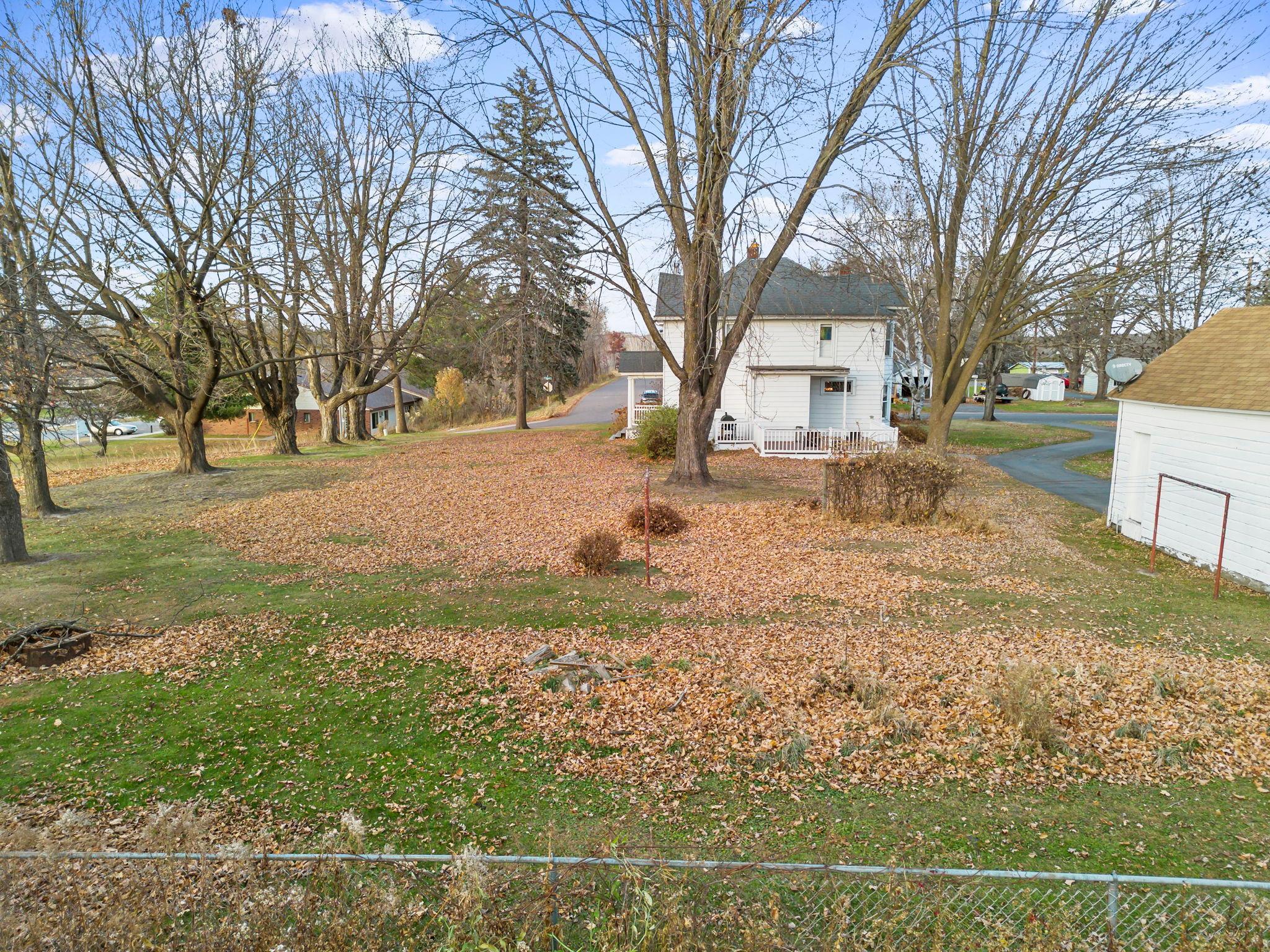 1045 Grove Street Property Photo 38