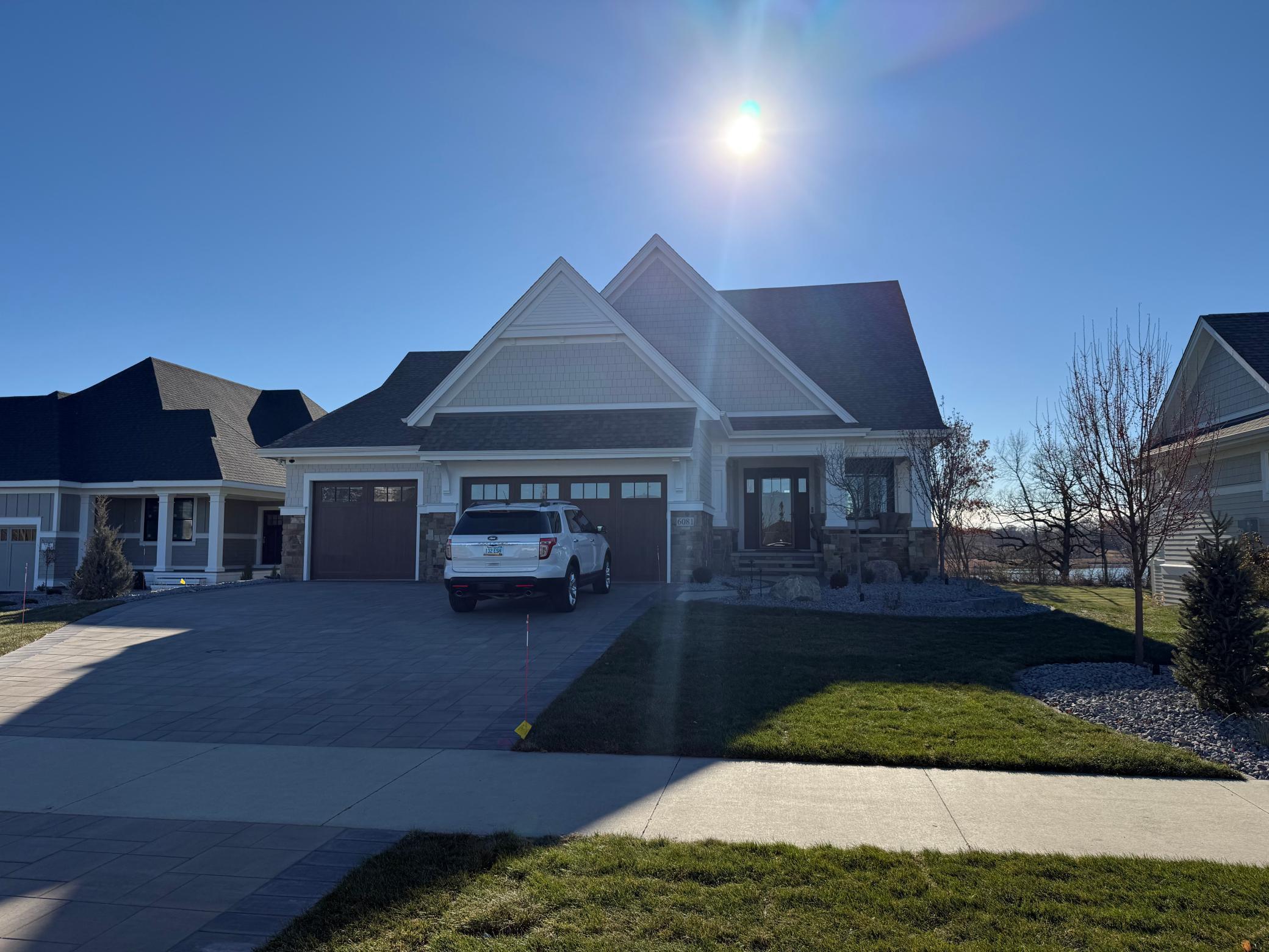 6081 Shoreview Pointe Property Photo 1