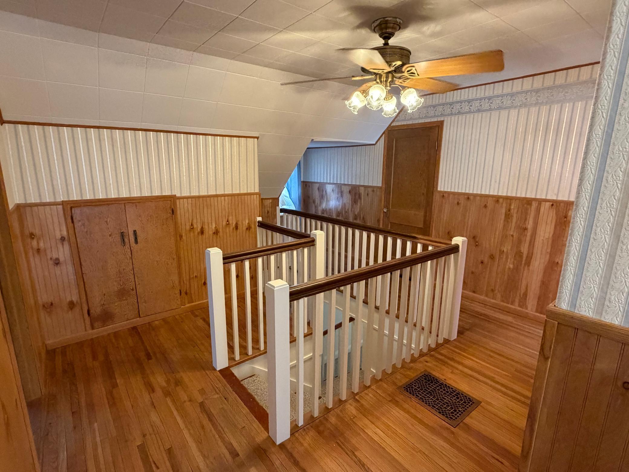 404 Melby Avenue Property Photo 31
