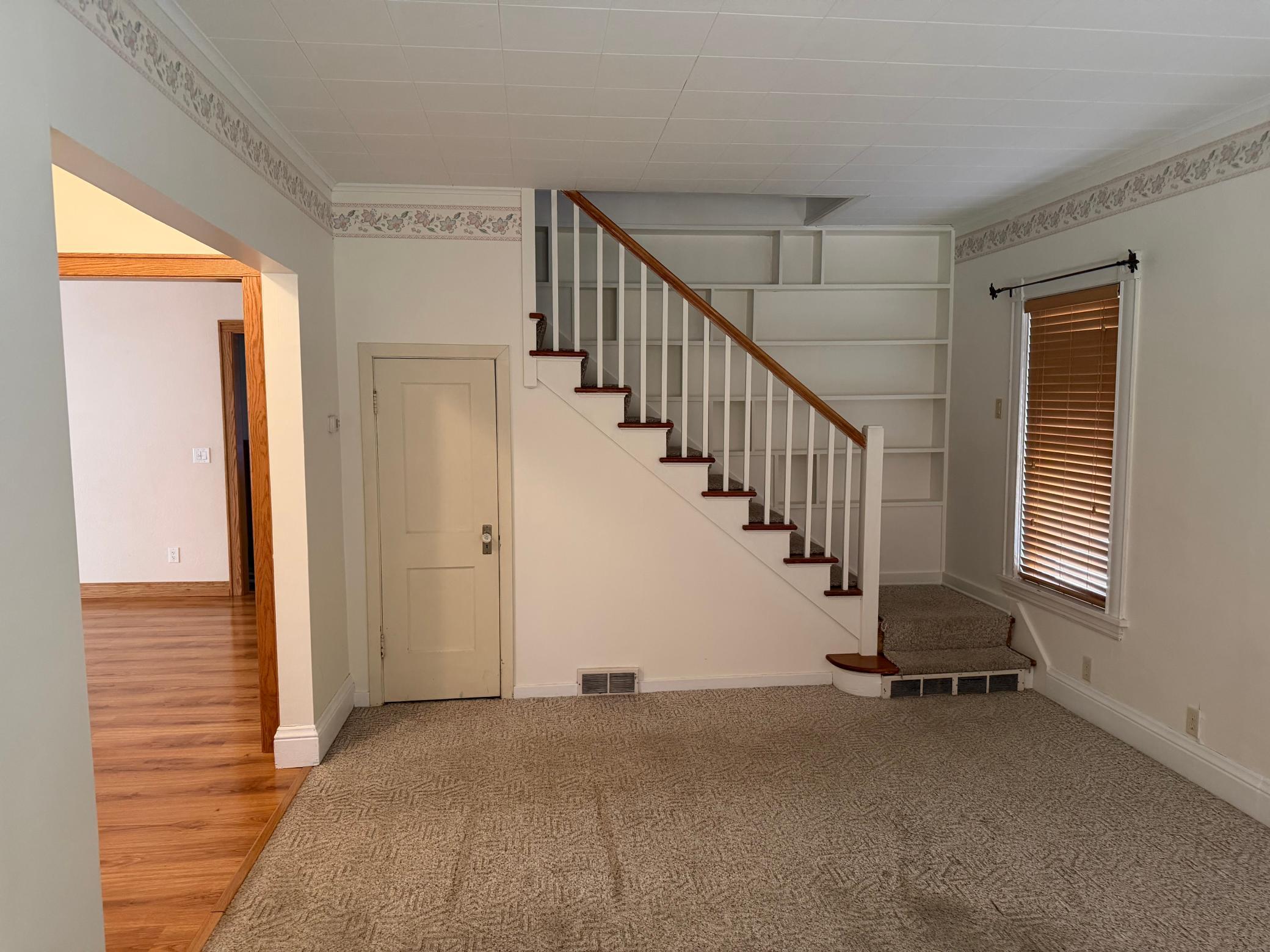 404 Melby Avenue Property Photo 36