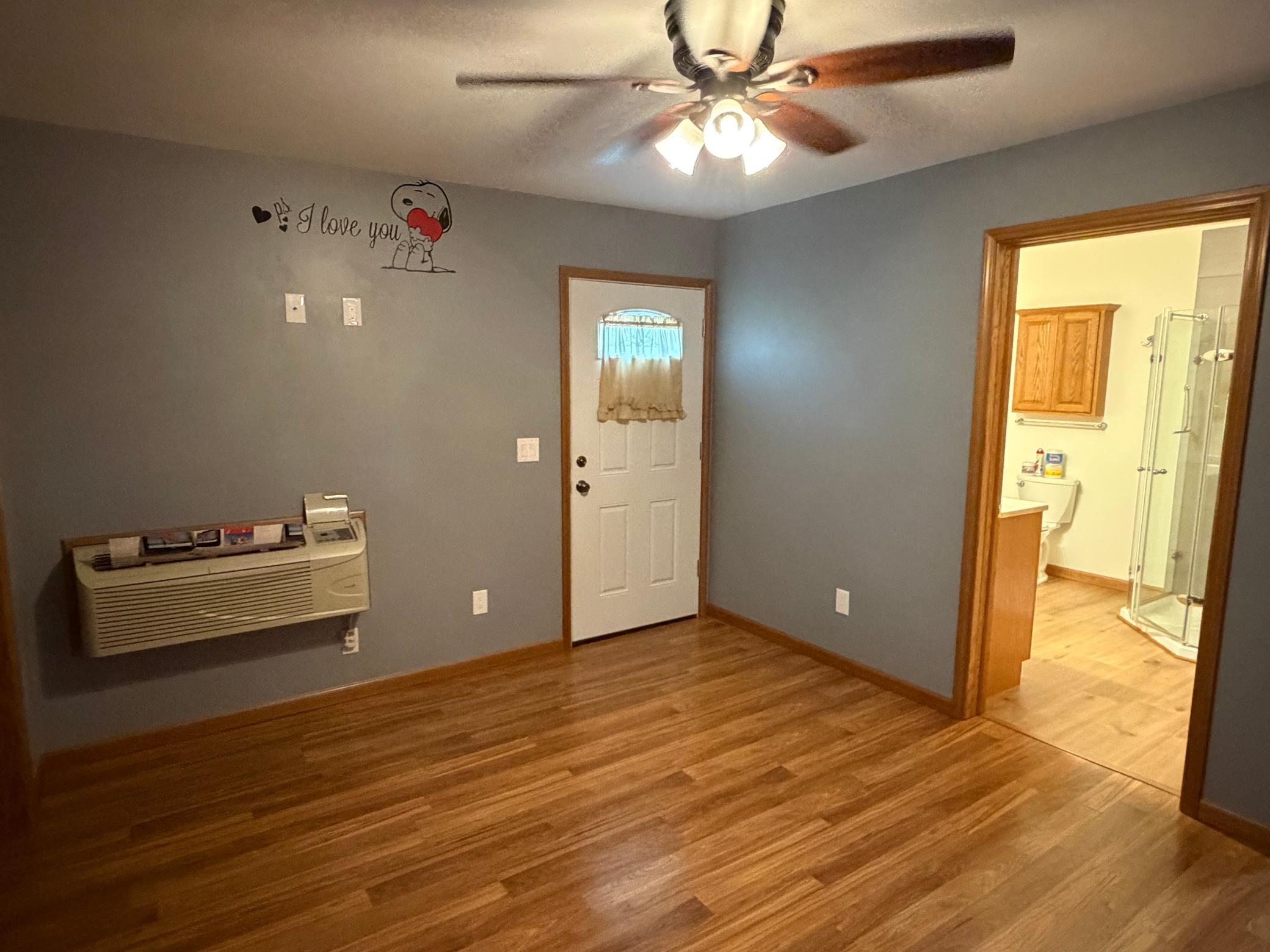 404 Melby Avenue Property Photo 46
