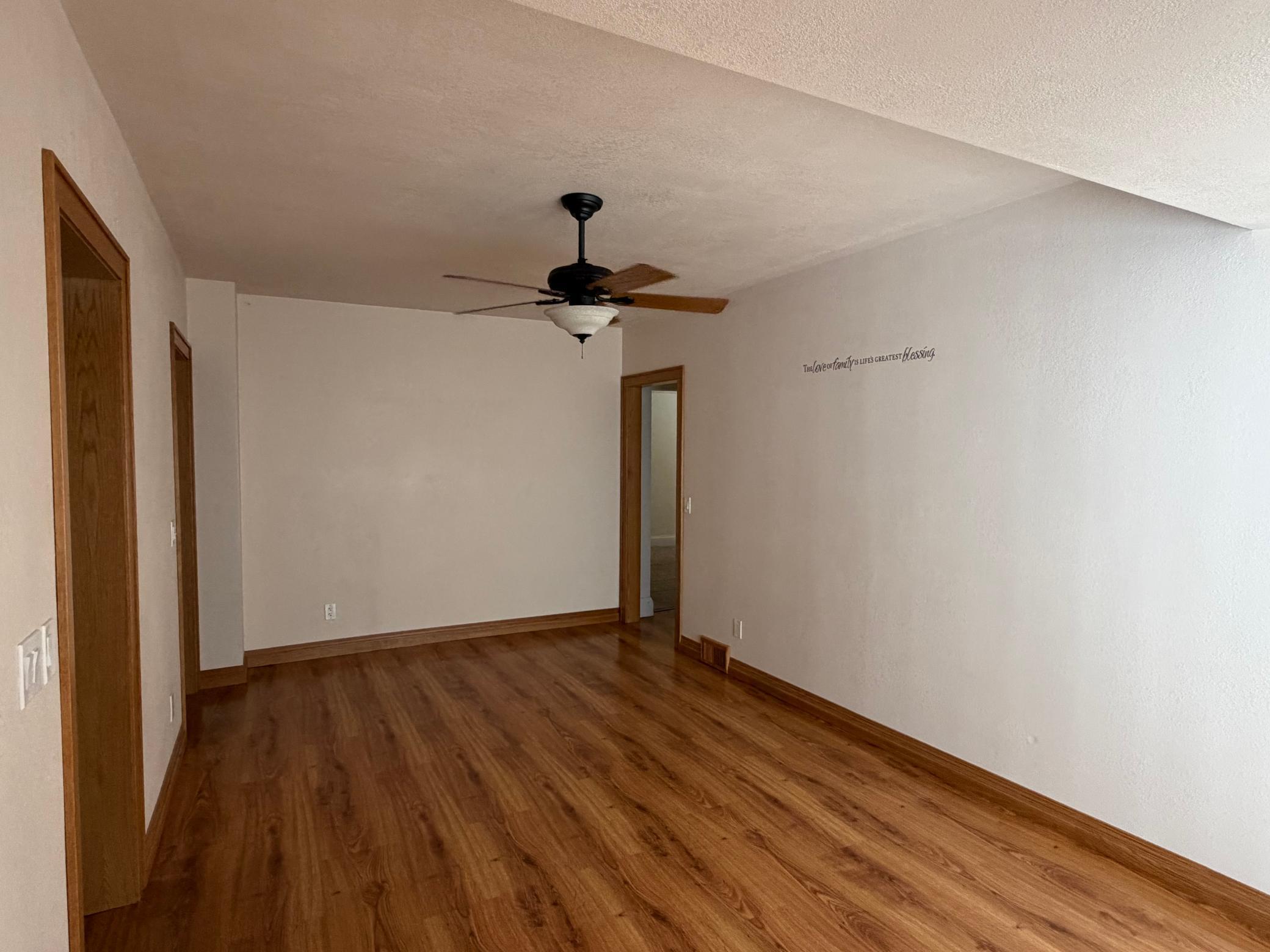 404 Melby Avenue Property Photo 50