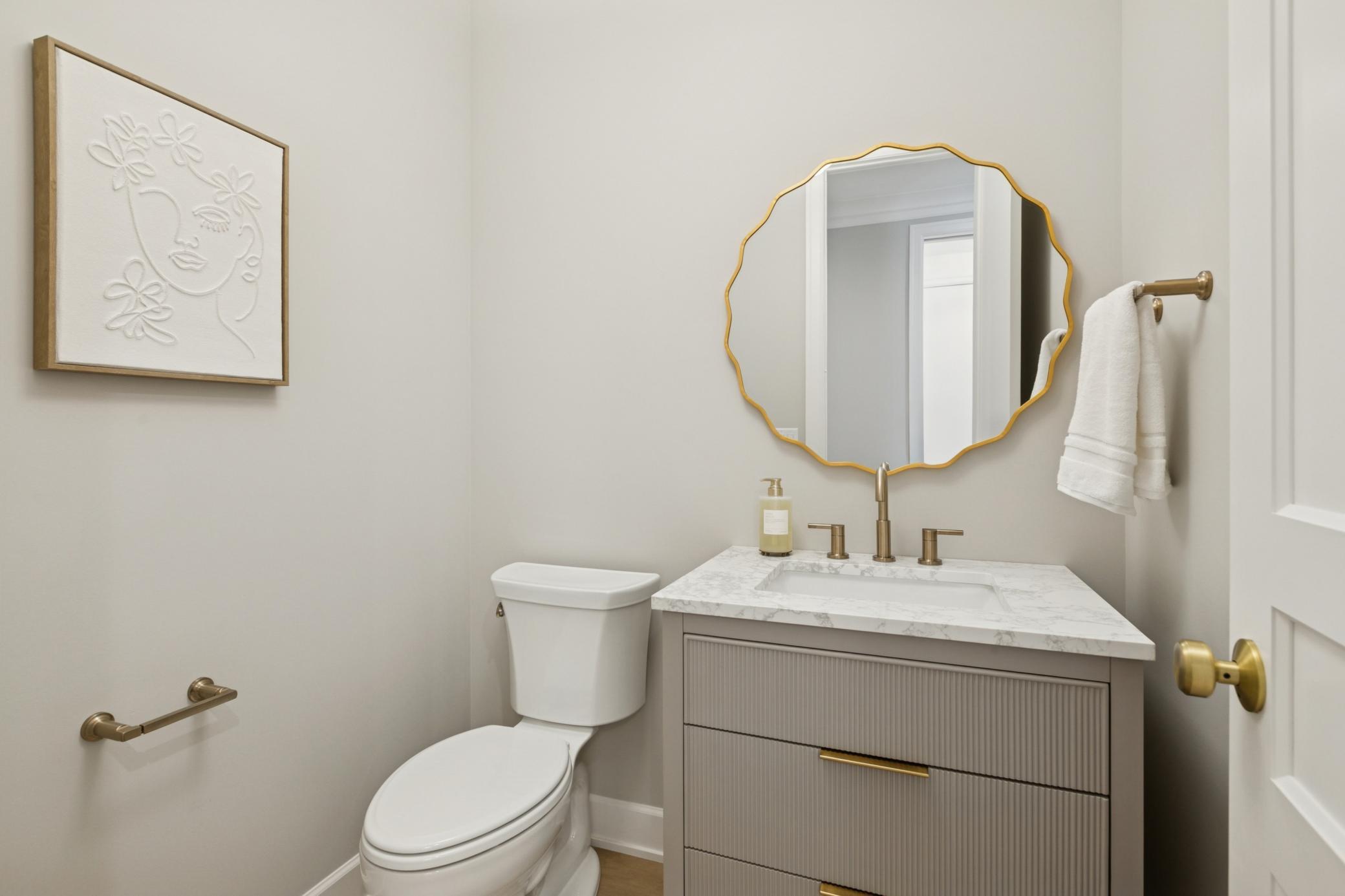 3921 White Oak Lane Property Photo 14