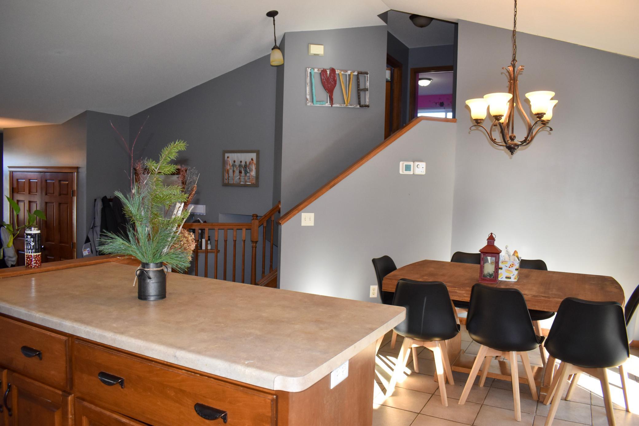 4732 4th Street Loop Ne Property Photo 6