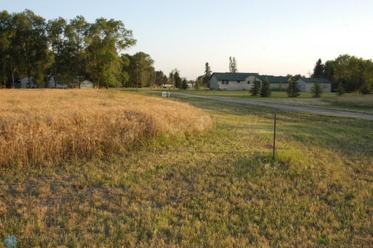 402 Sheyenne Drive Property Photo 1