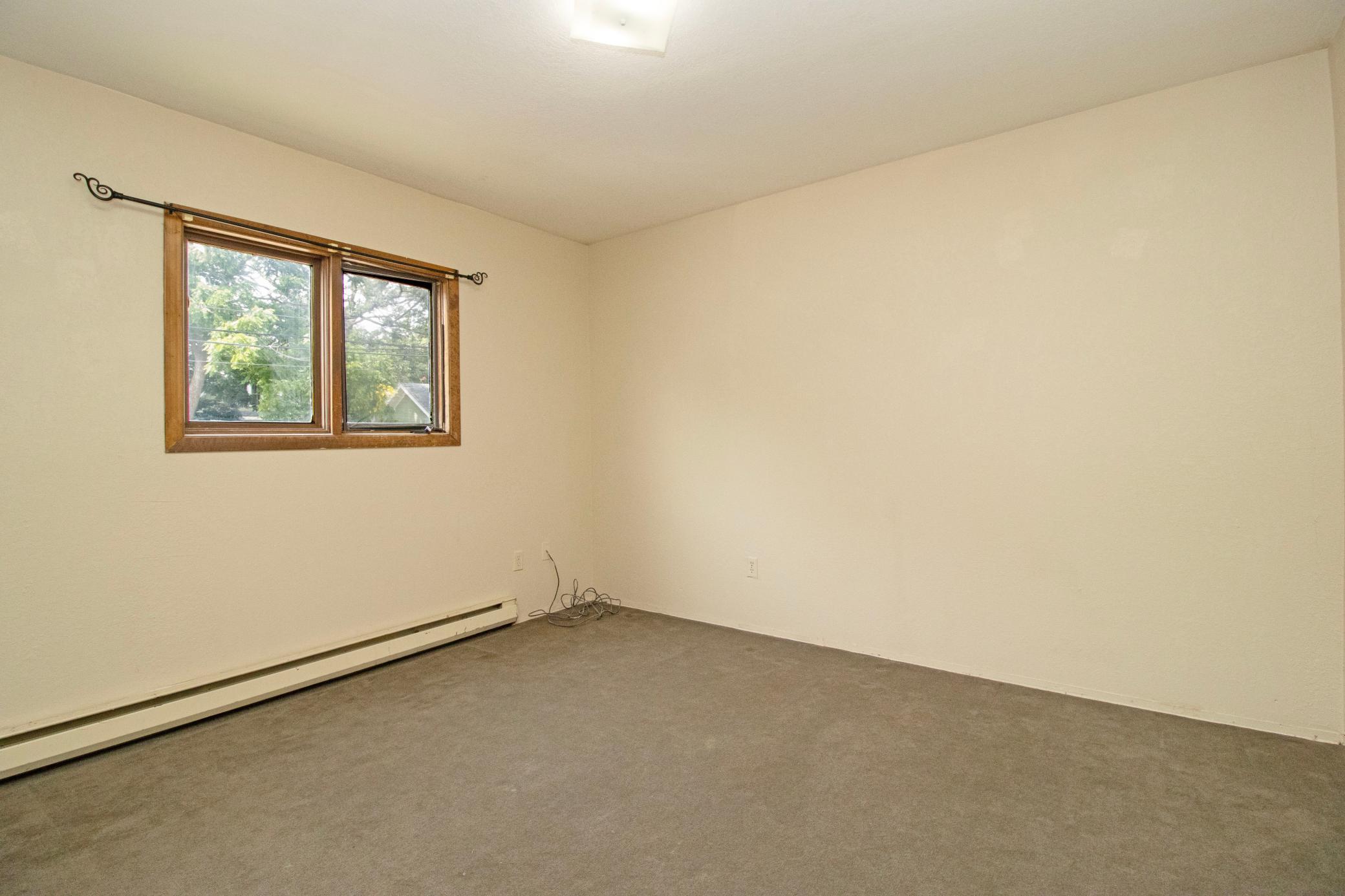 815 5th Avenue S Property Photo 10